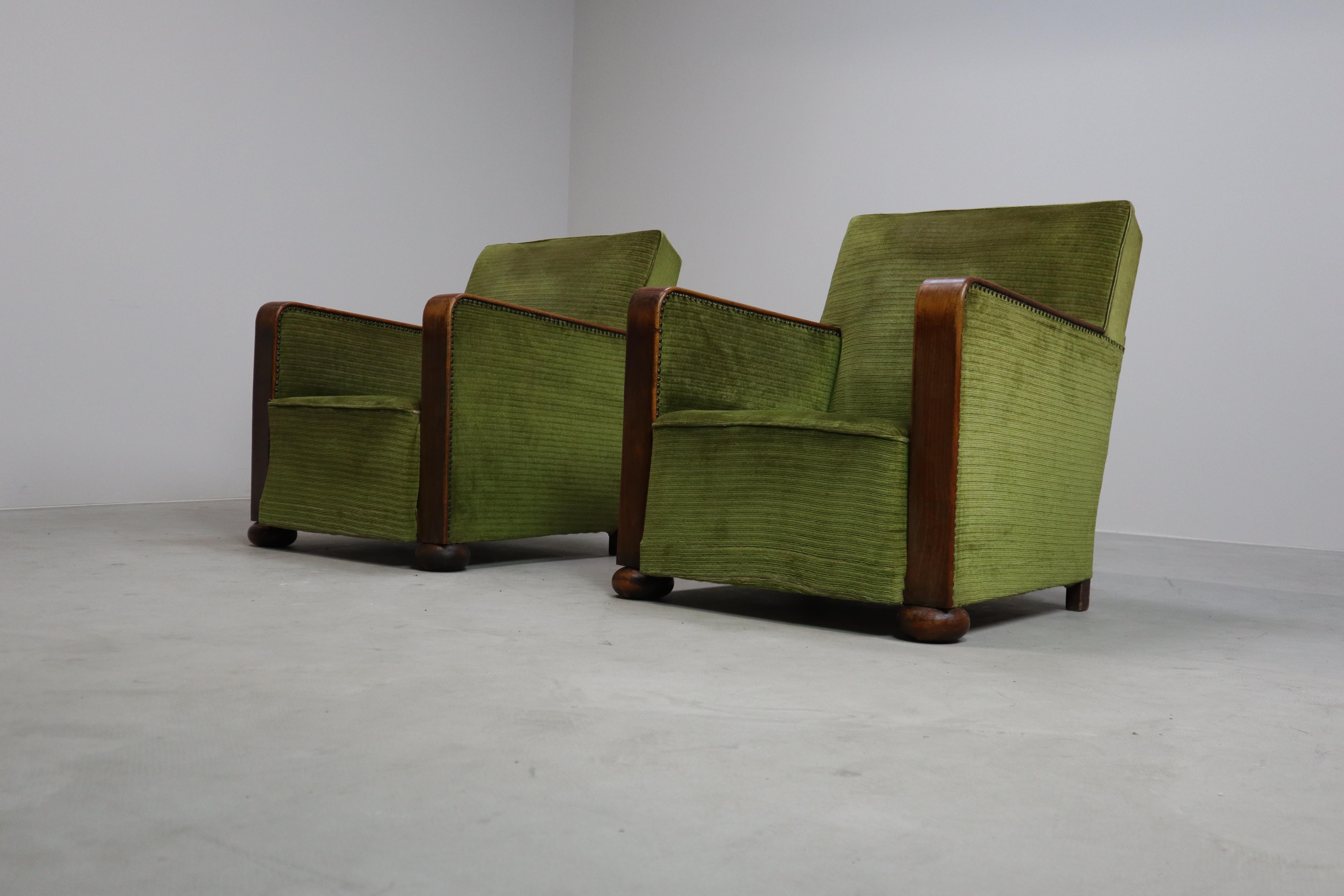 Coppia di poltrone club in stile Art Déco, 1930 circa in vendita 14