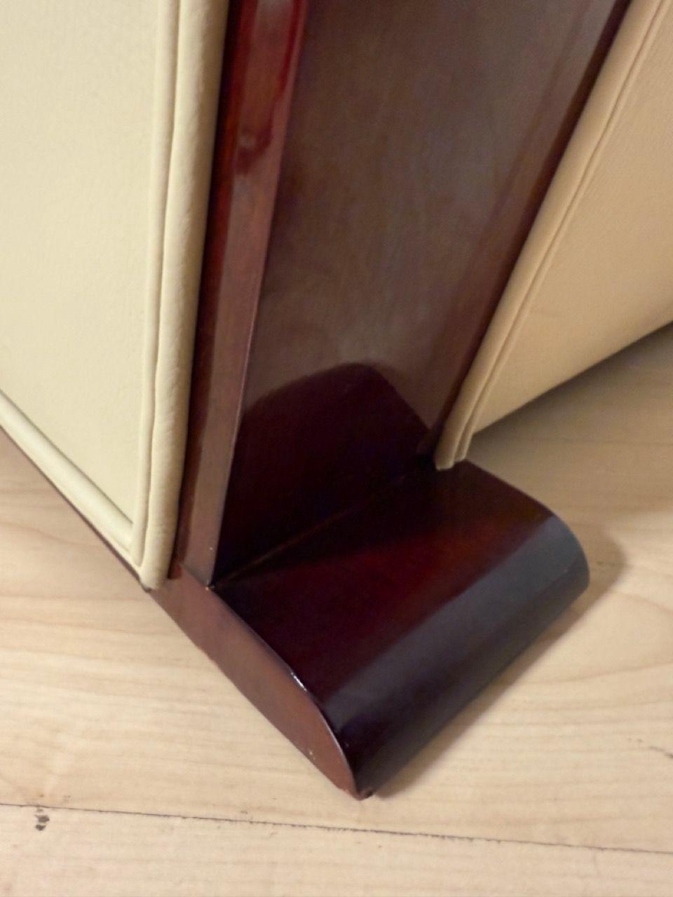 Pair of Art Deco Club Chairs, Cream Leather, Lacquered Wood, France circa 1930 For Sale 9