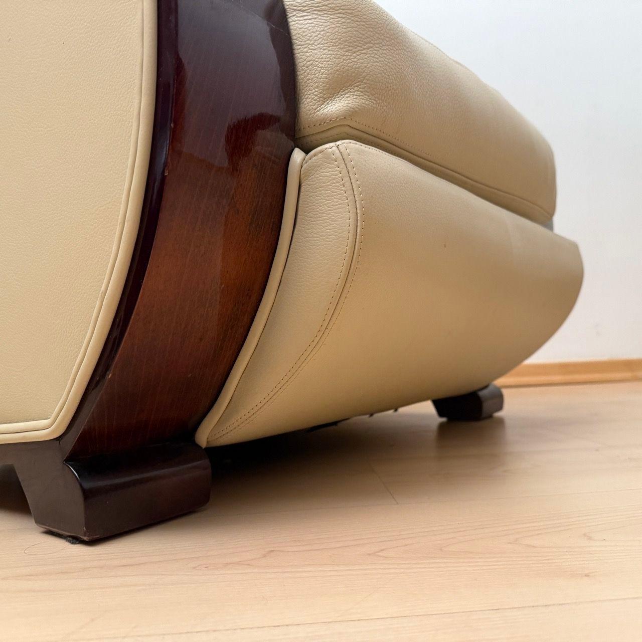 Pair of Art Deco Club Chairs, Cream Leather, Lacquered Wood, France circa 1930 For Sale 13