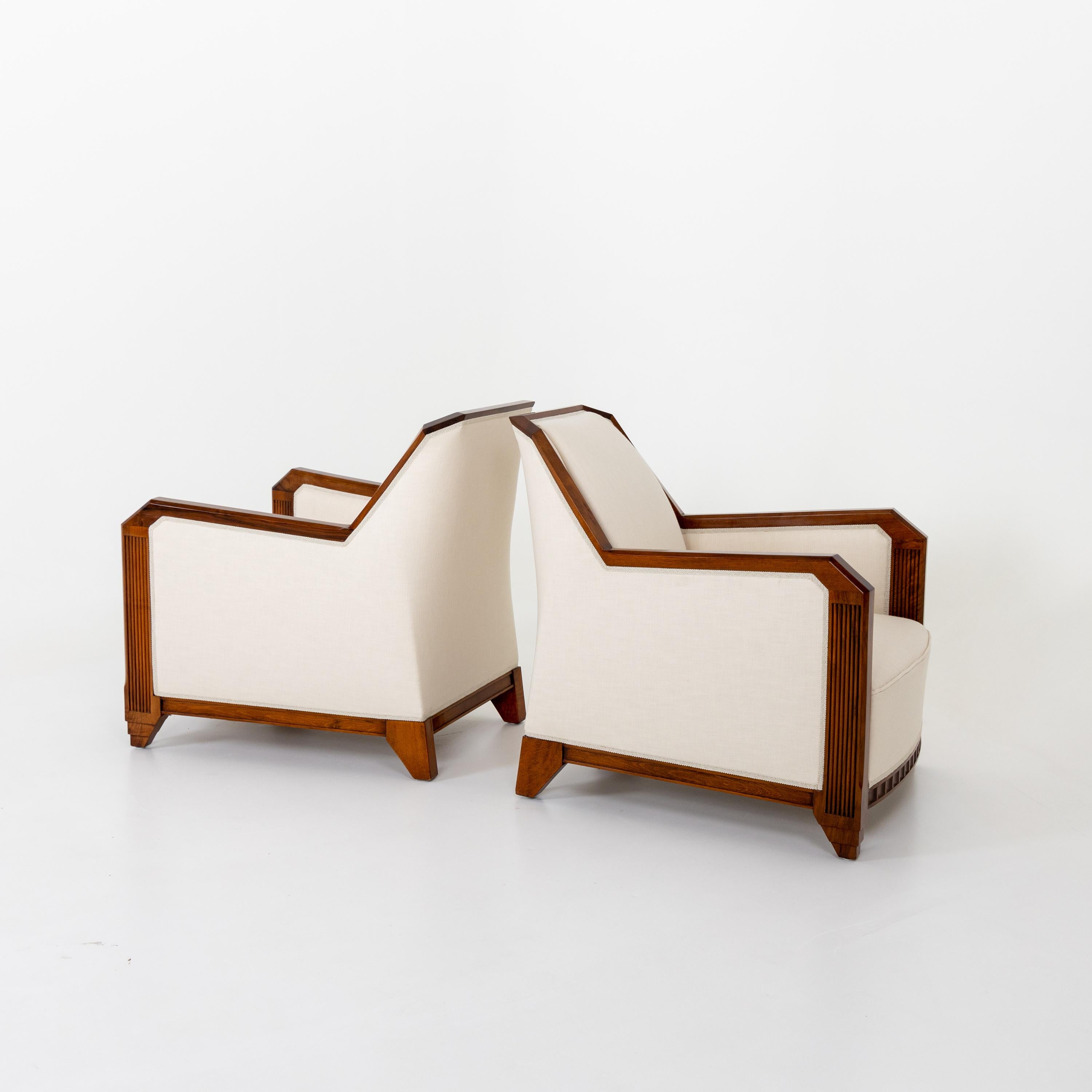 Mid-20th Century Pair of Art Deco Club Chairs