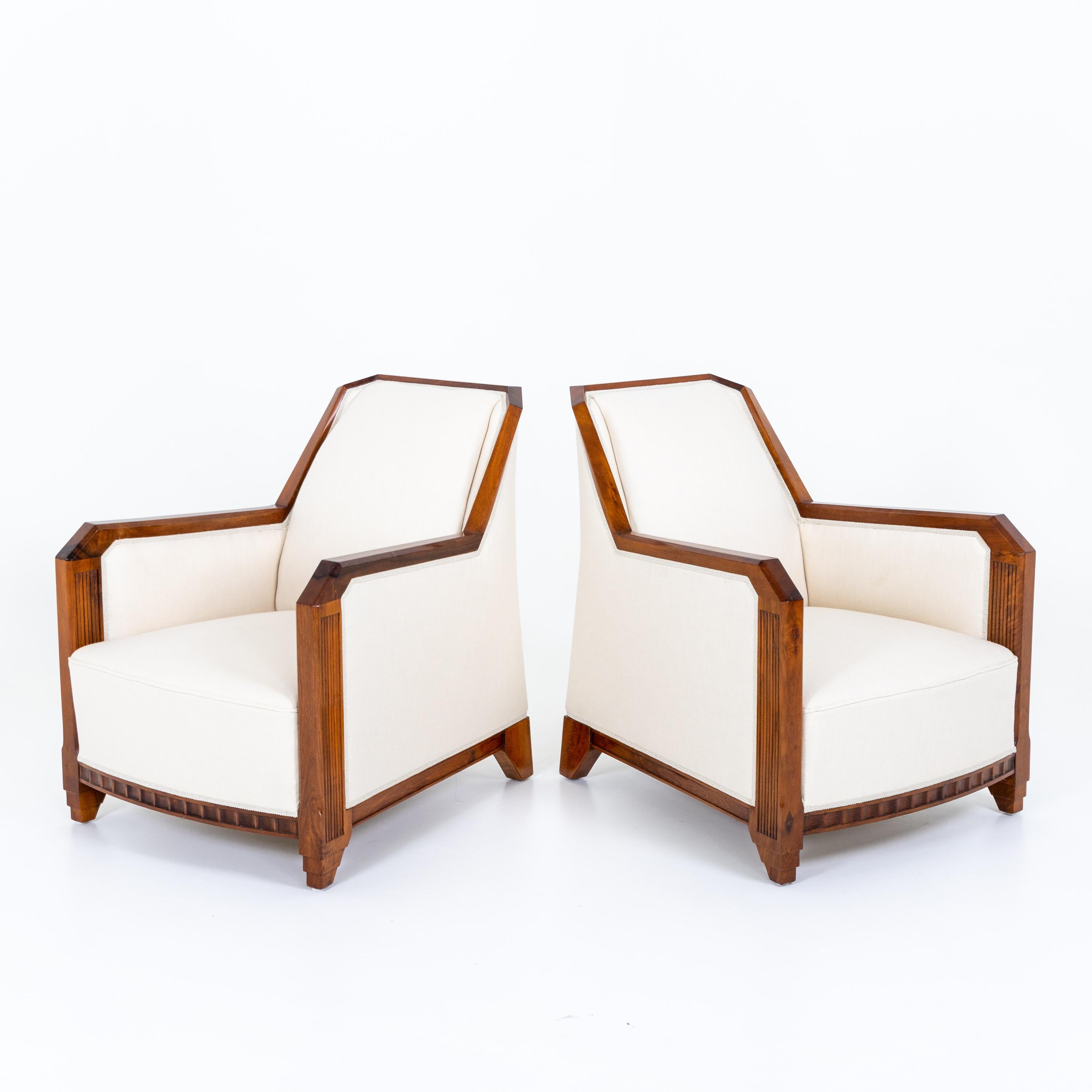 Pair of Art Deco Club Chairs 1