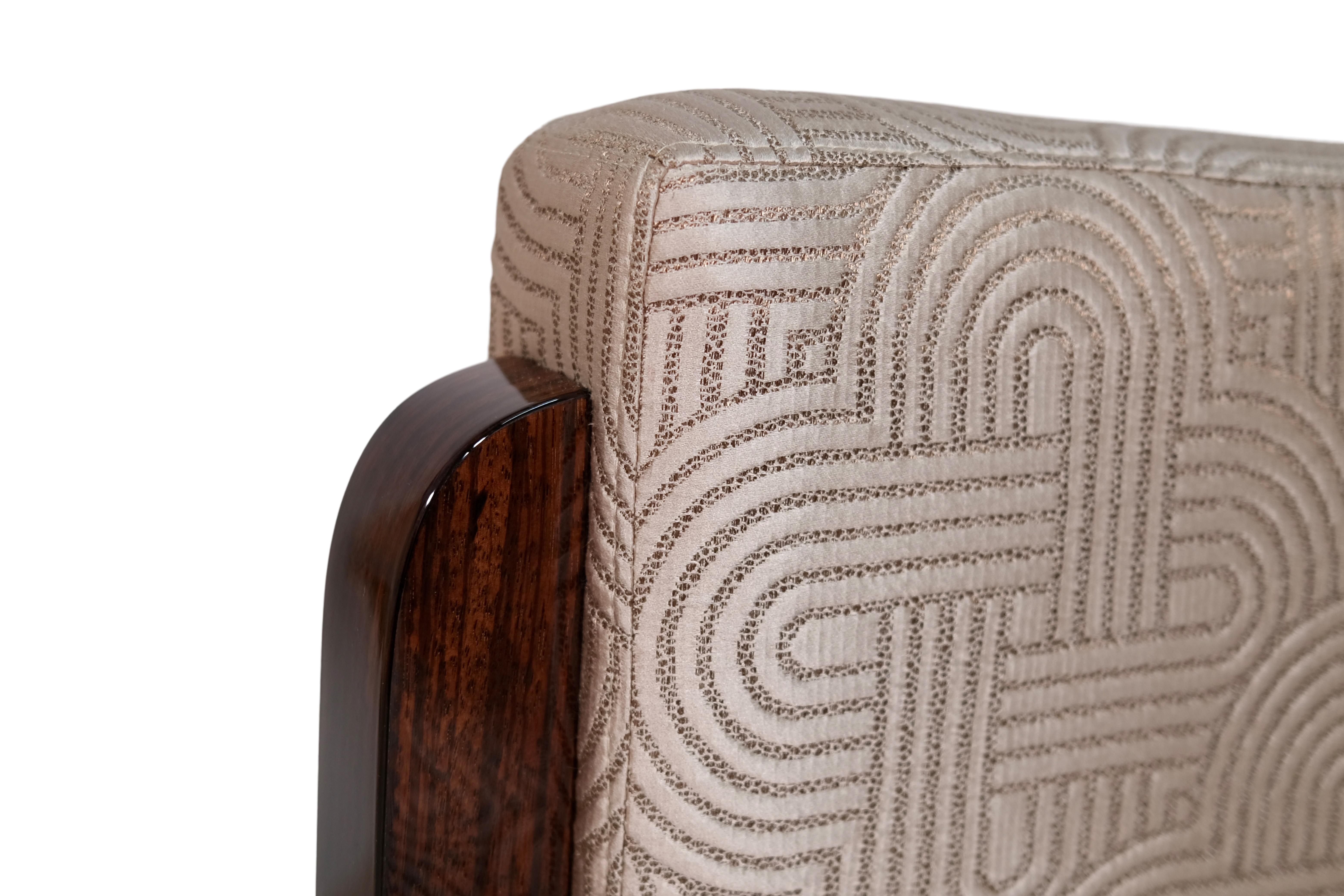 Tissu Paire de fauteuils club Art déco avec tissu à motif Art déco en vente