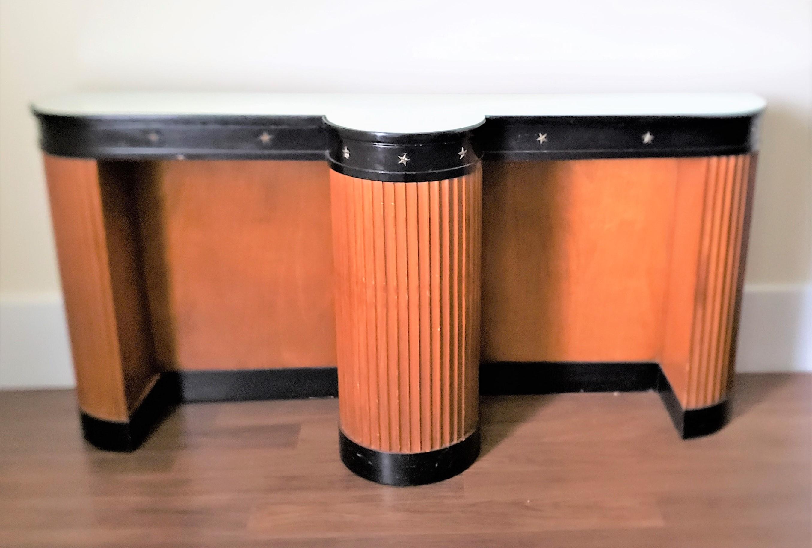 American Pair of Art Deco Column Styled Console Tables or Stands with Mirrored Tops For Sale