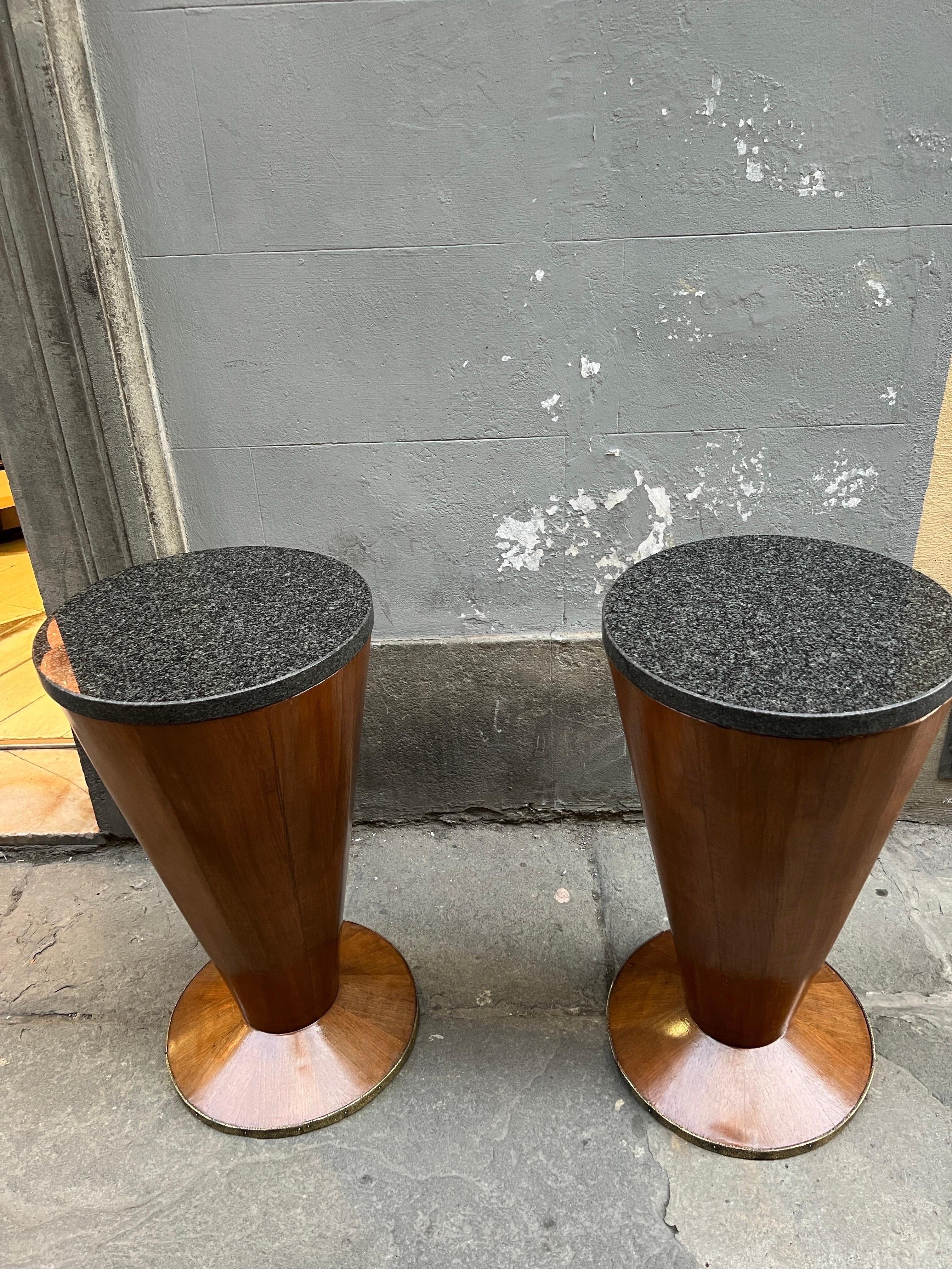 Pair of Art Deco Conical Cherry Wood Side Tables with Marble Top 1940s For Sale 2