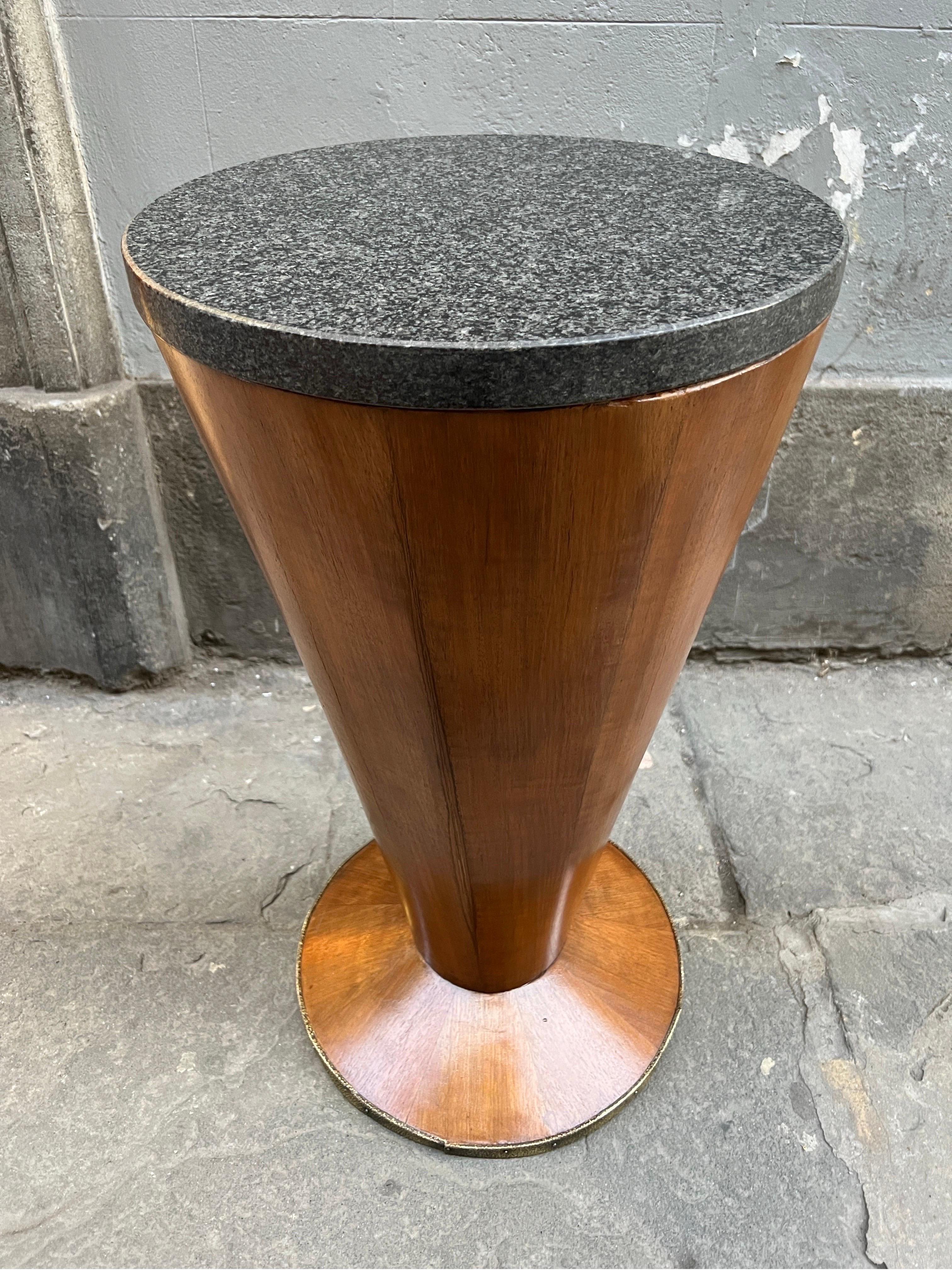 Pair of Art Deco Conical Cherry Wood Side Tables with Marble Top 1940s For Sale 3