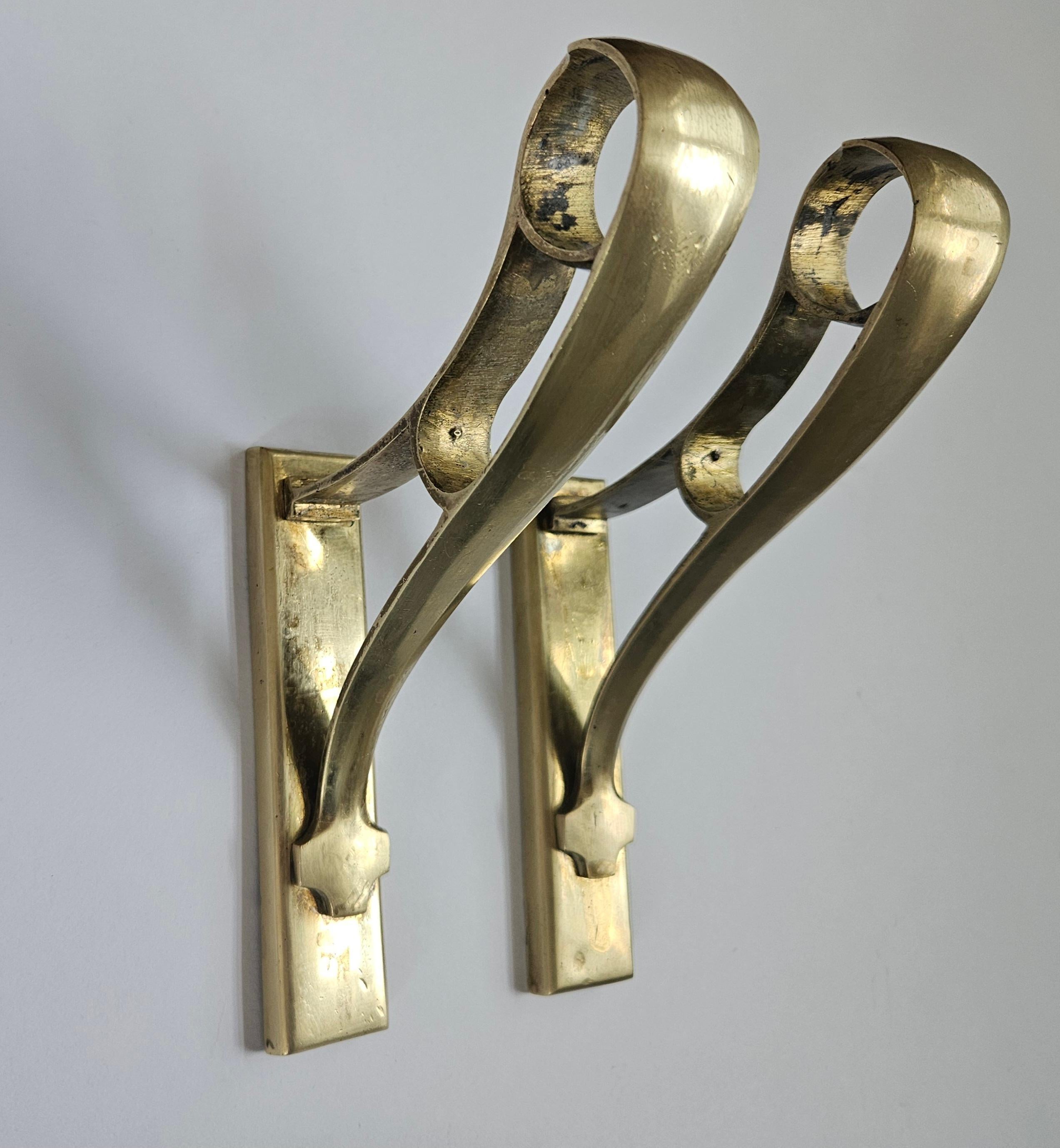 - rare
- practical
- bauhaus, functionalism, Art Deco.