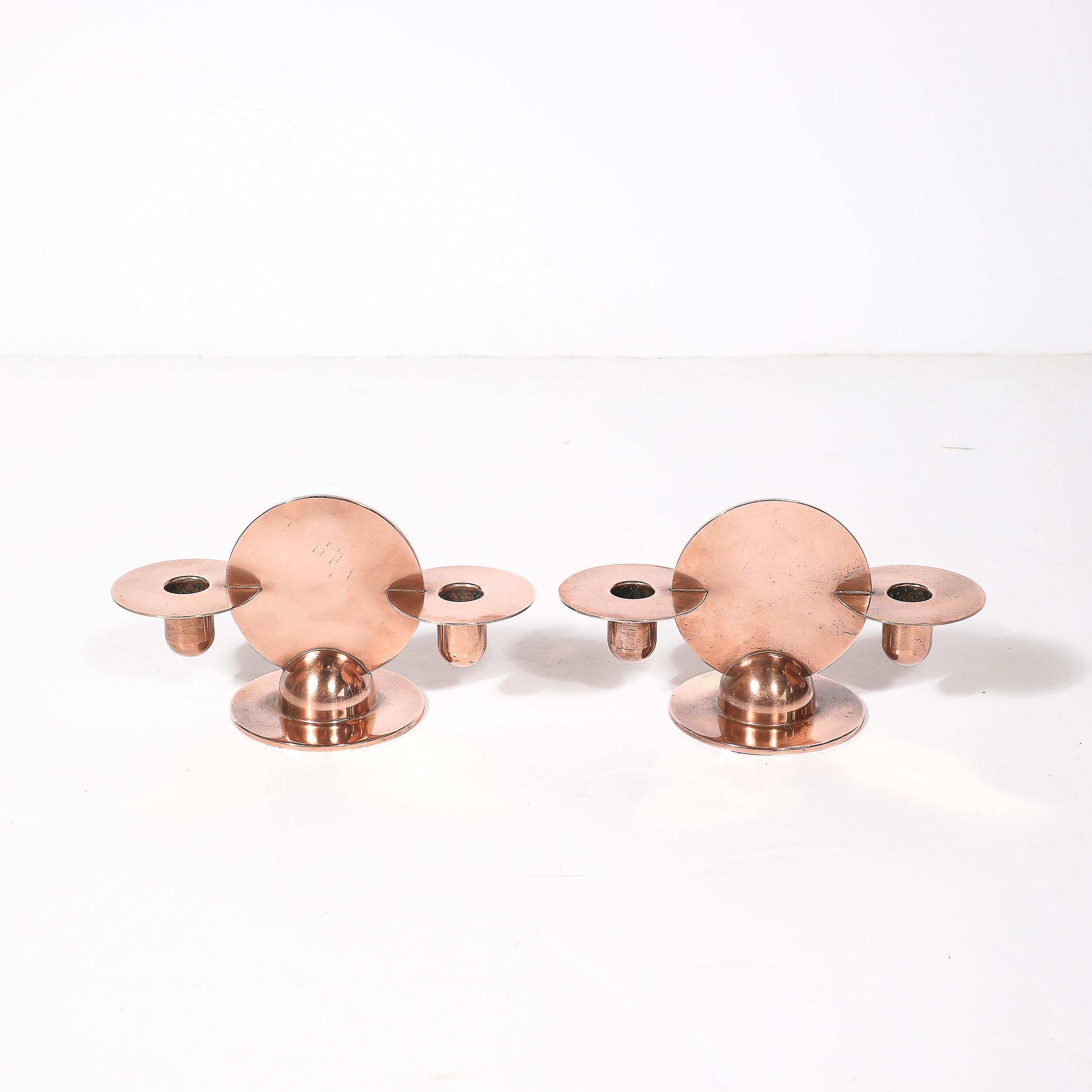 Paar Art-Deco-Kupfer-Kerzenhalter von Walter Von Nessen signiert Chase im Angebot 1