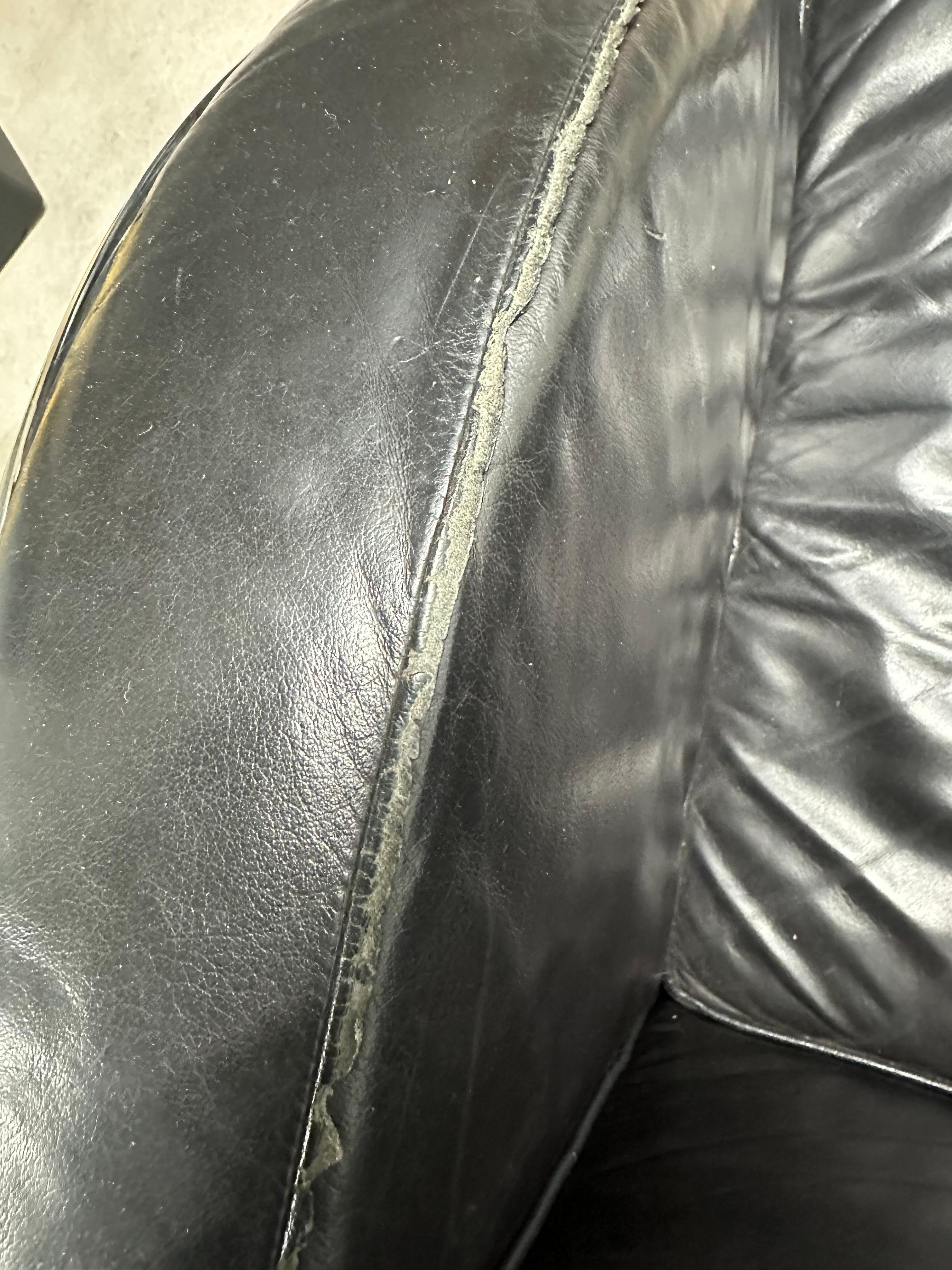 Pair of Art Deco / Corbusier Style Chrome and Leather Club Chairs For Sale 3