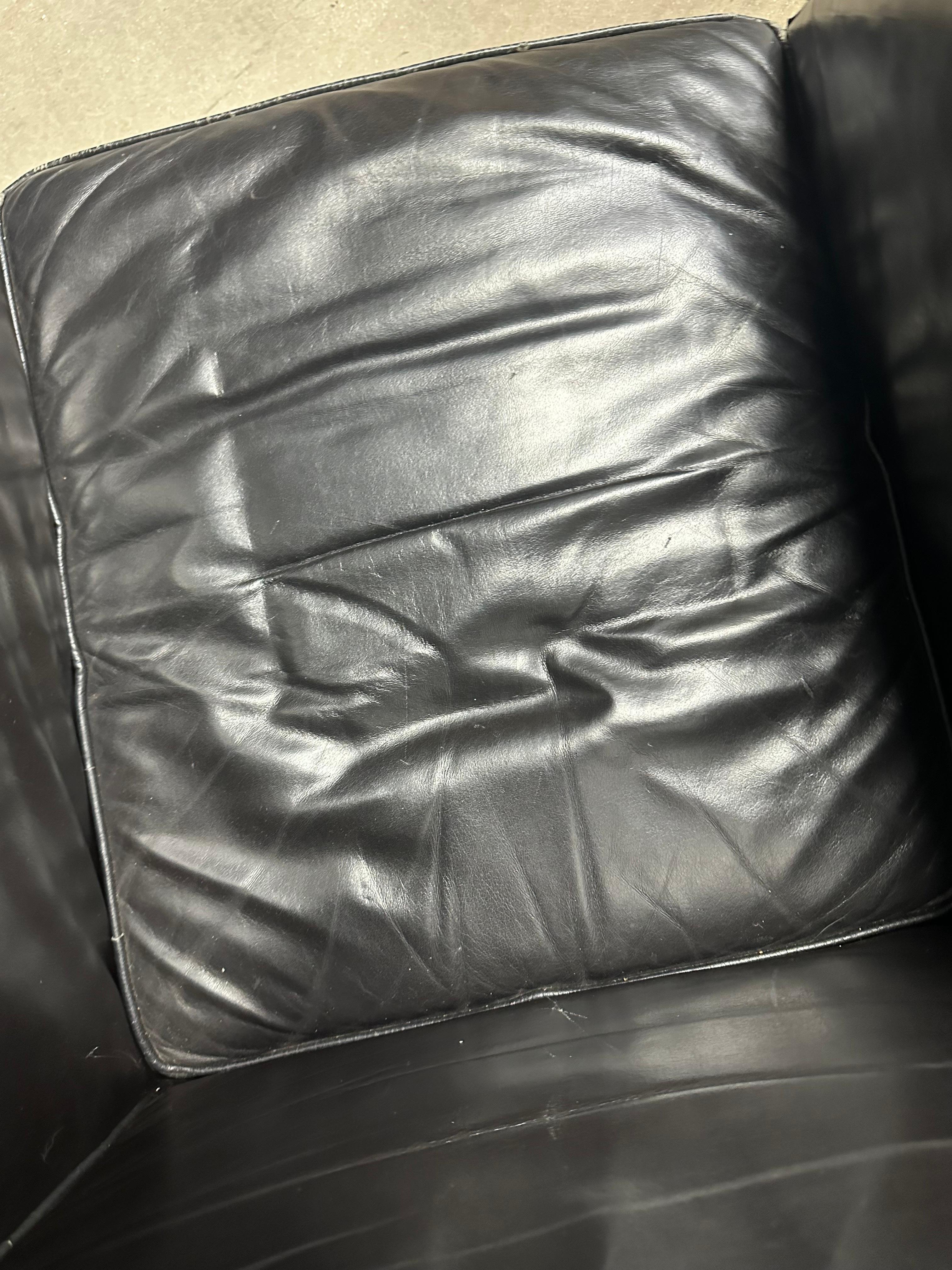 Pair of Art Deco / Corbusier Style Chrome and Leather Club Chairs For Sale 4