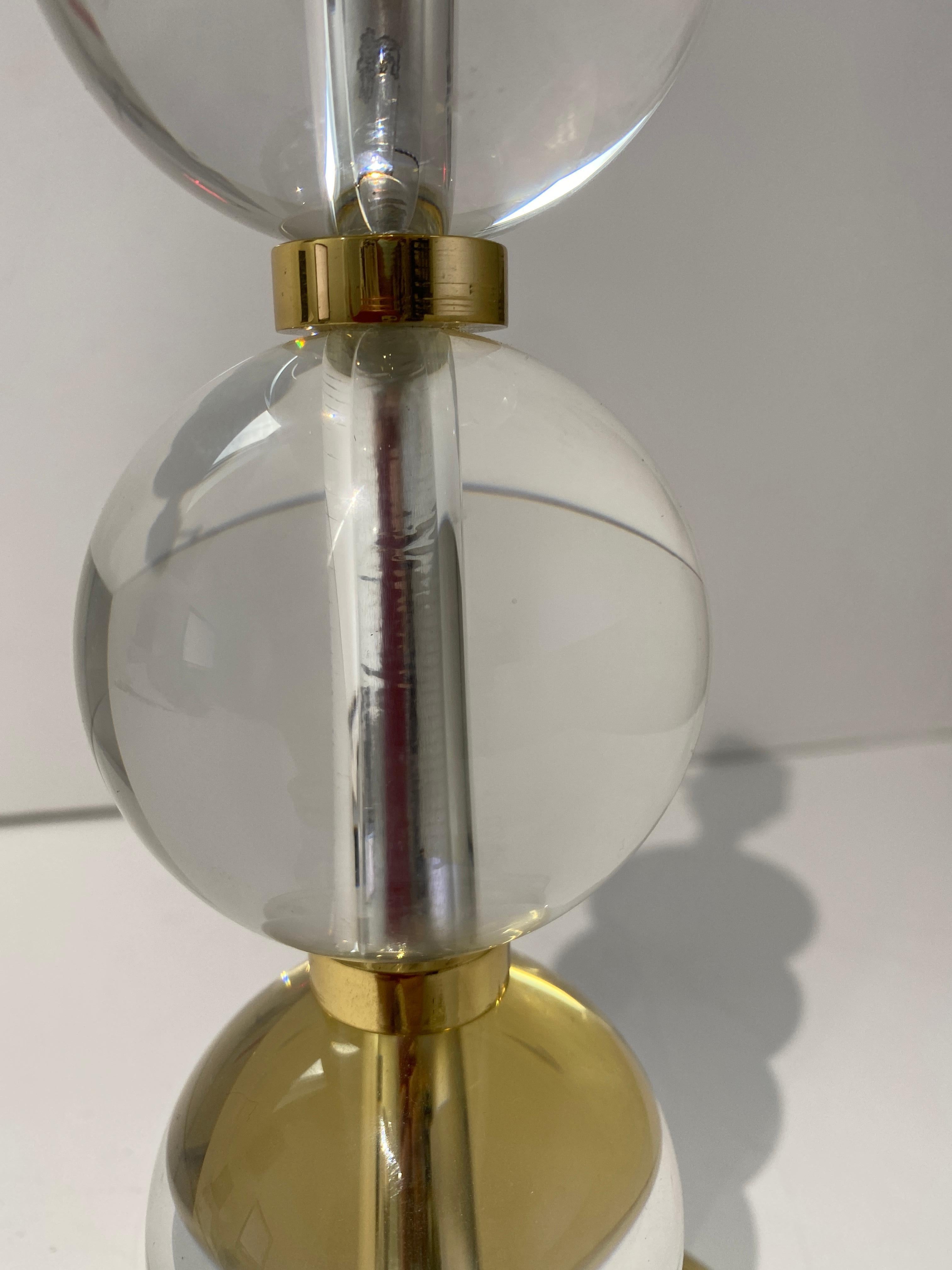 Laiton Paire de lampes Art Déco en cristal en vente