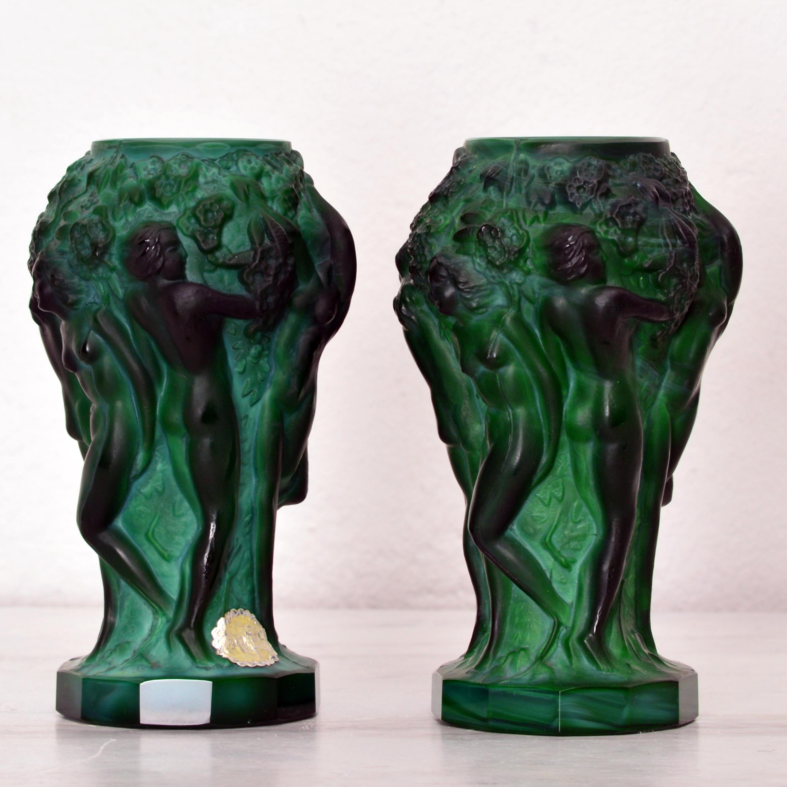 Czech Pair of Art Deco Curt Schlevogt Green Malachite Glass Nude Grape Picker Vases
