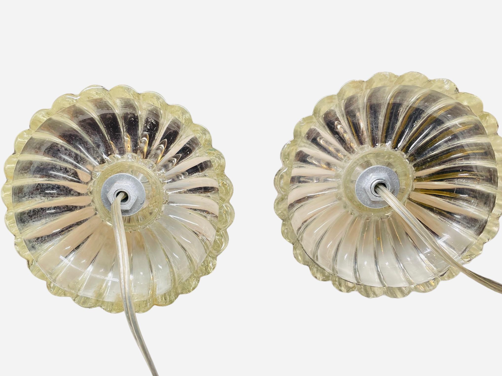 Paire de lampes de table Art déco en cristal taillé en vente 11