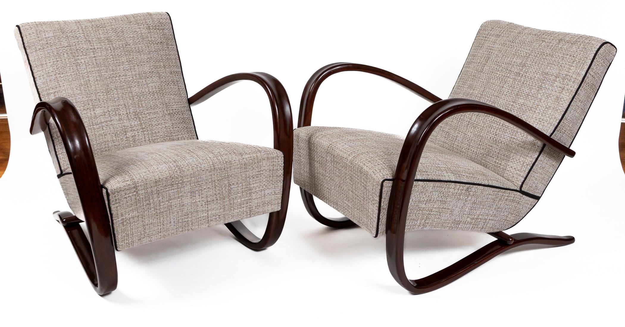 Pair Of Art Deco Czech Lounge Chairs By Jindrich Halabala For Sale 4