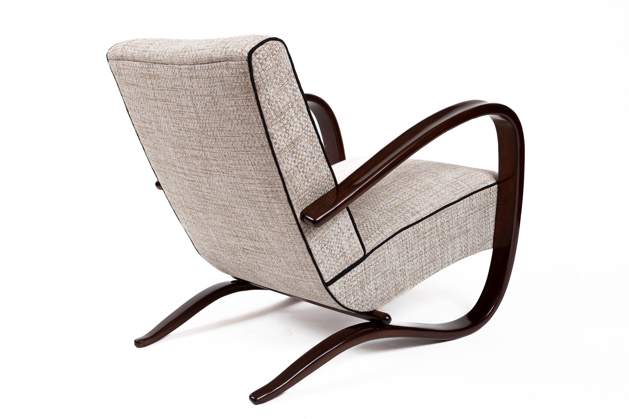 Chenille Pair Of Art Deco Czech Lounge Chairs By Jindrich Halabala For Sale