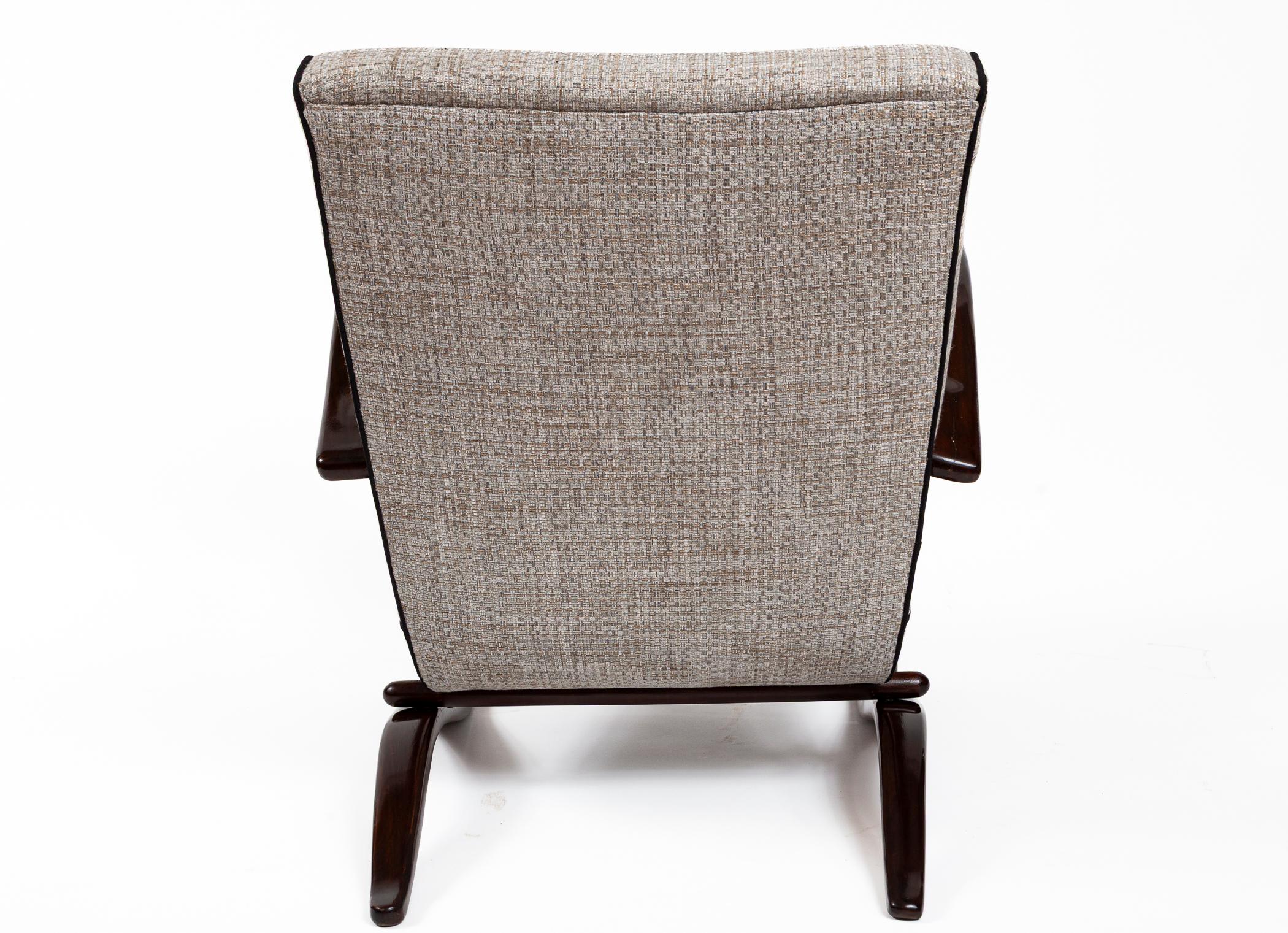 Pair Of Art Deco Czech Lounge Chairs By Jindrich Halabala For Sale 1