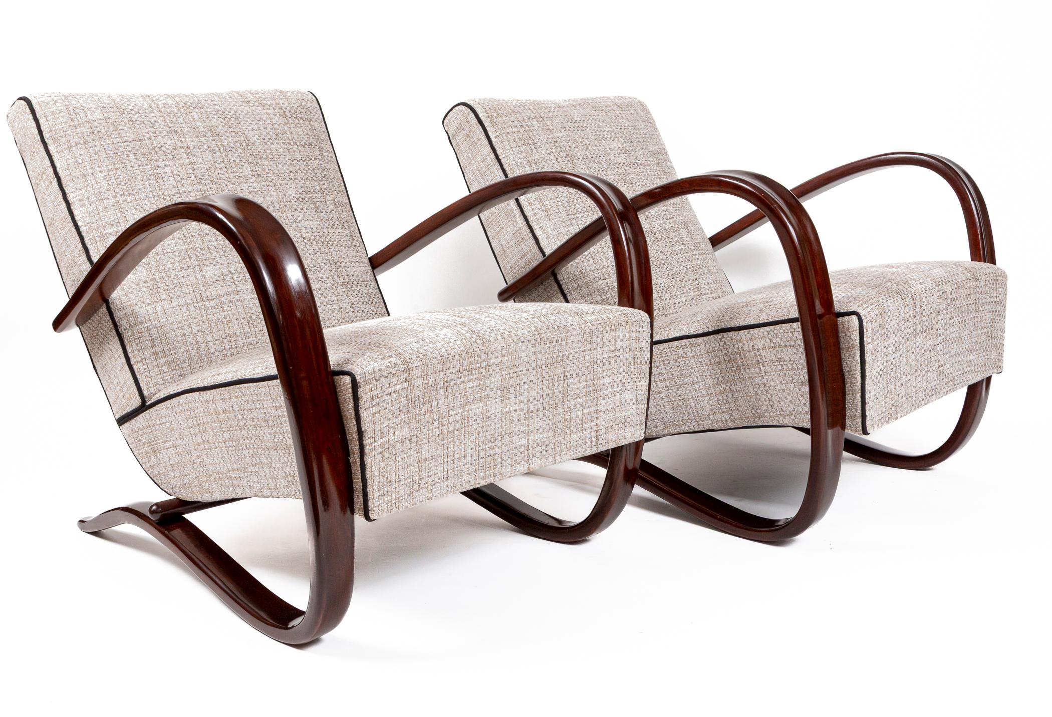Pair Of Art Deco Czech Lounge Chairs By Jindrich Halabala For Sale 2