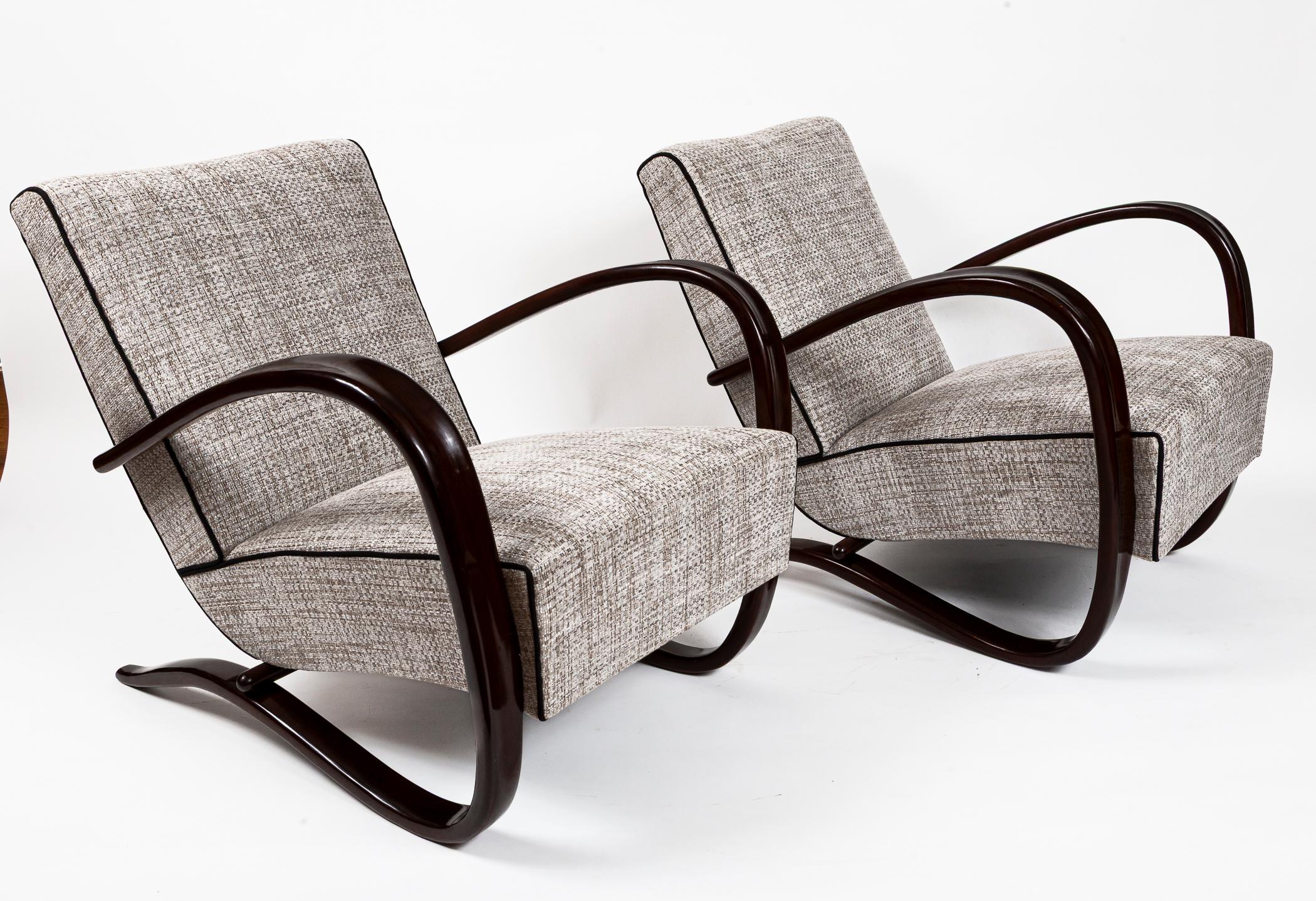 Pair Of Art Deco Czech Lounge Chairs By Jindrich Halabala For Sale 3