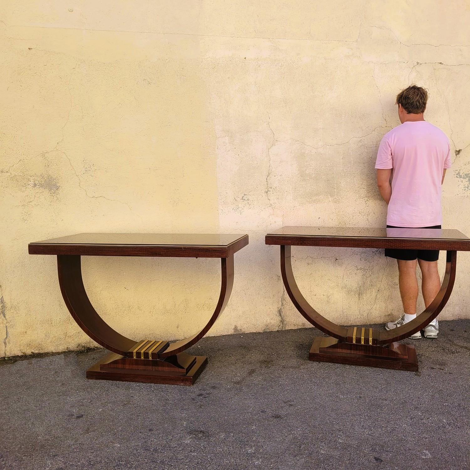 Pair Of Art Deco Display Consoles For Sale 6