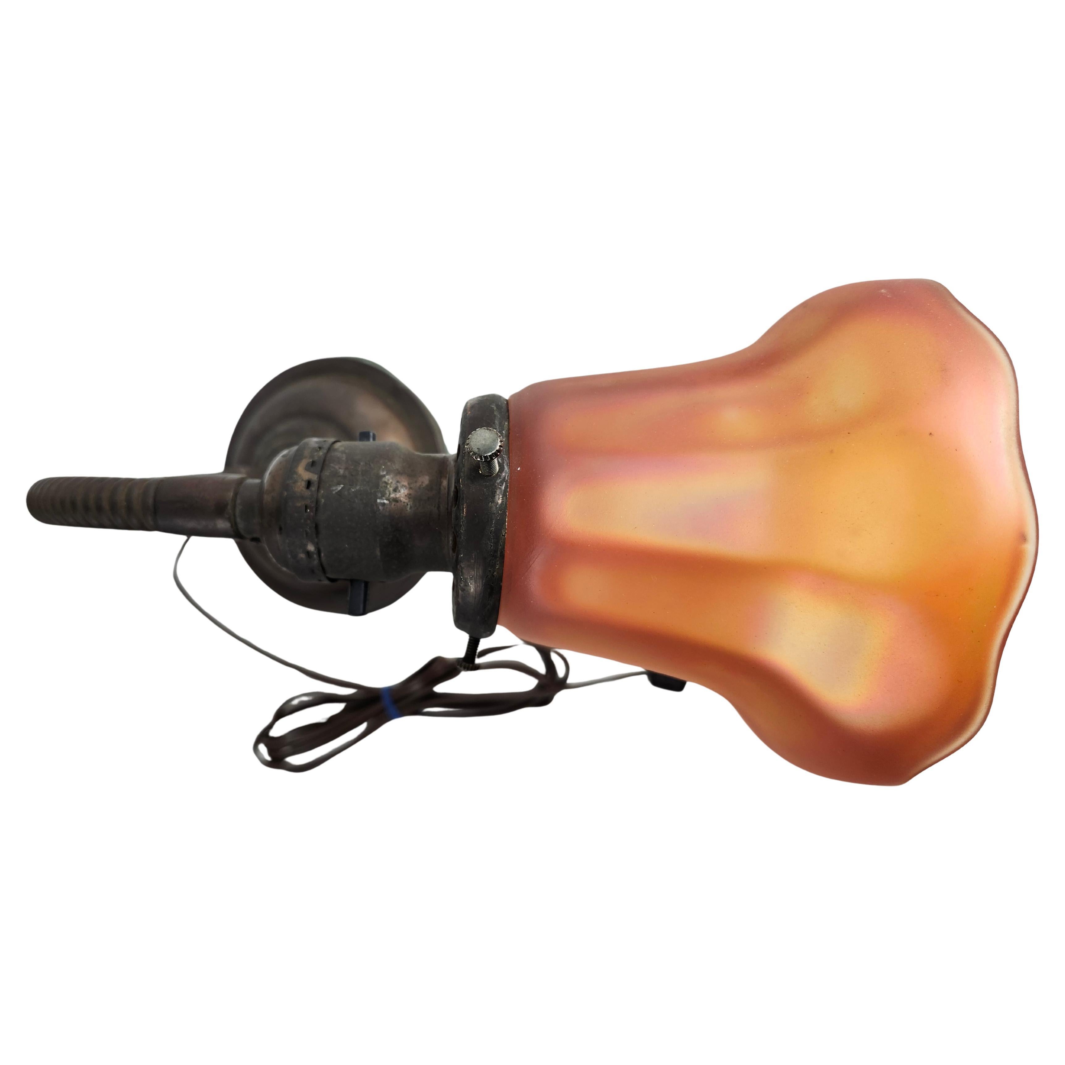 Fait à la machine Paire de lampes de bureau à col de cygne de l'époque Art Déco avec abat-jours Aurène en vente