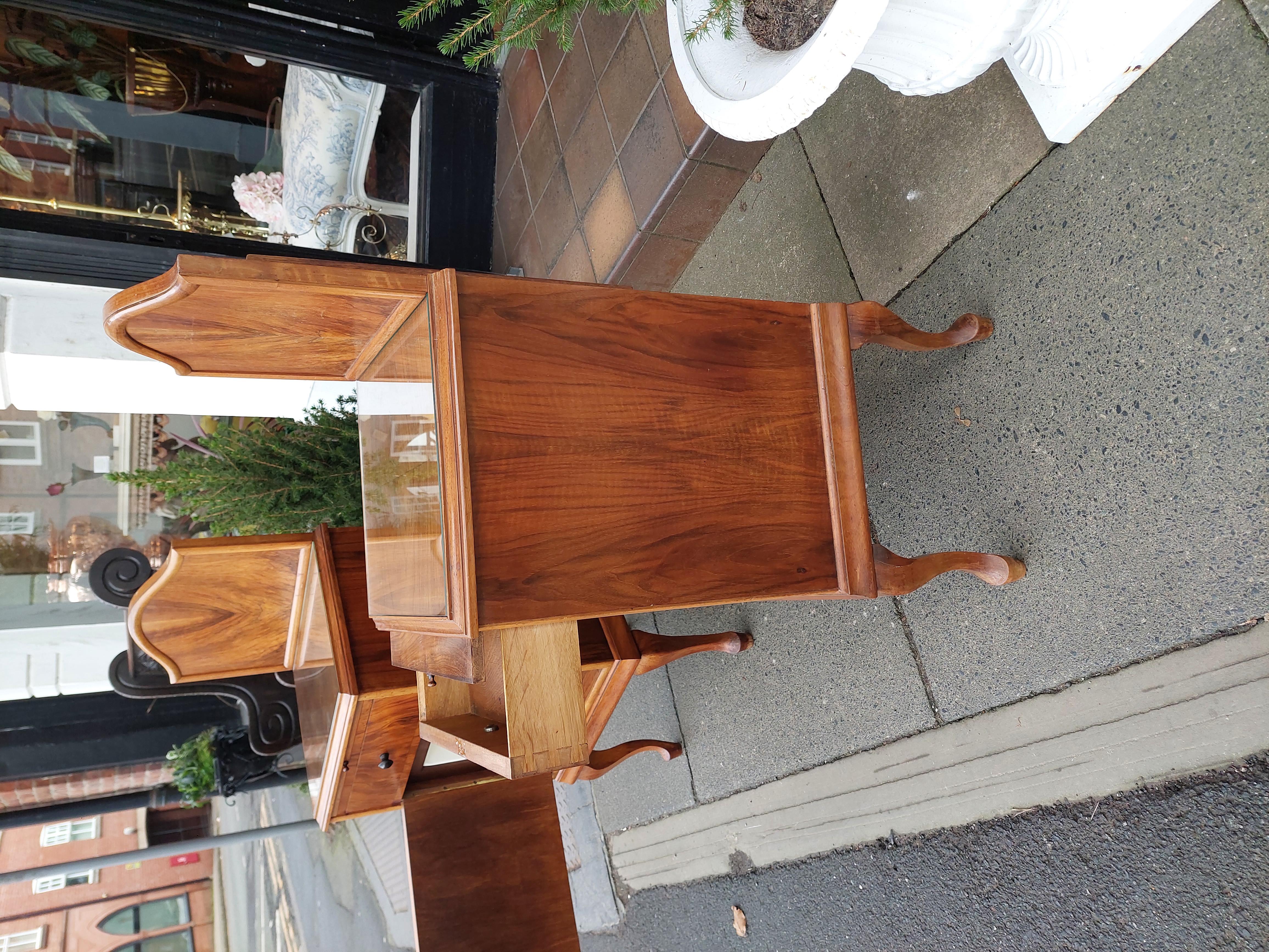 Pair of Art Deco Figured Walnut Bedside Cabinets For Sale 2