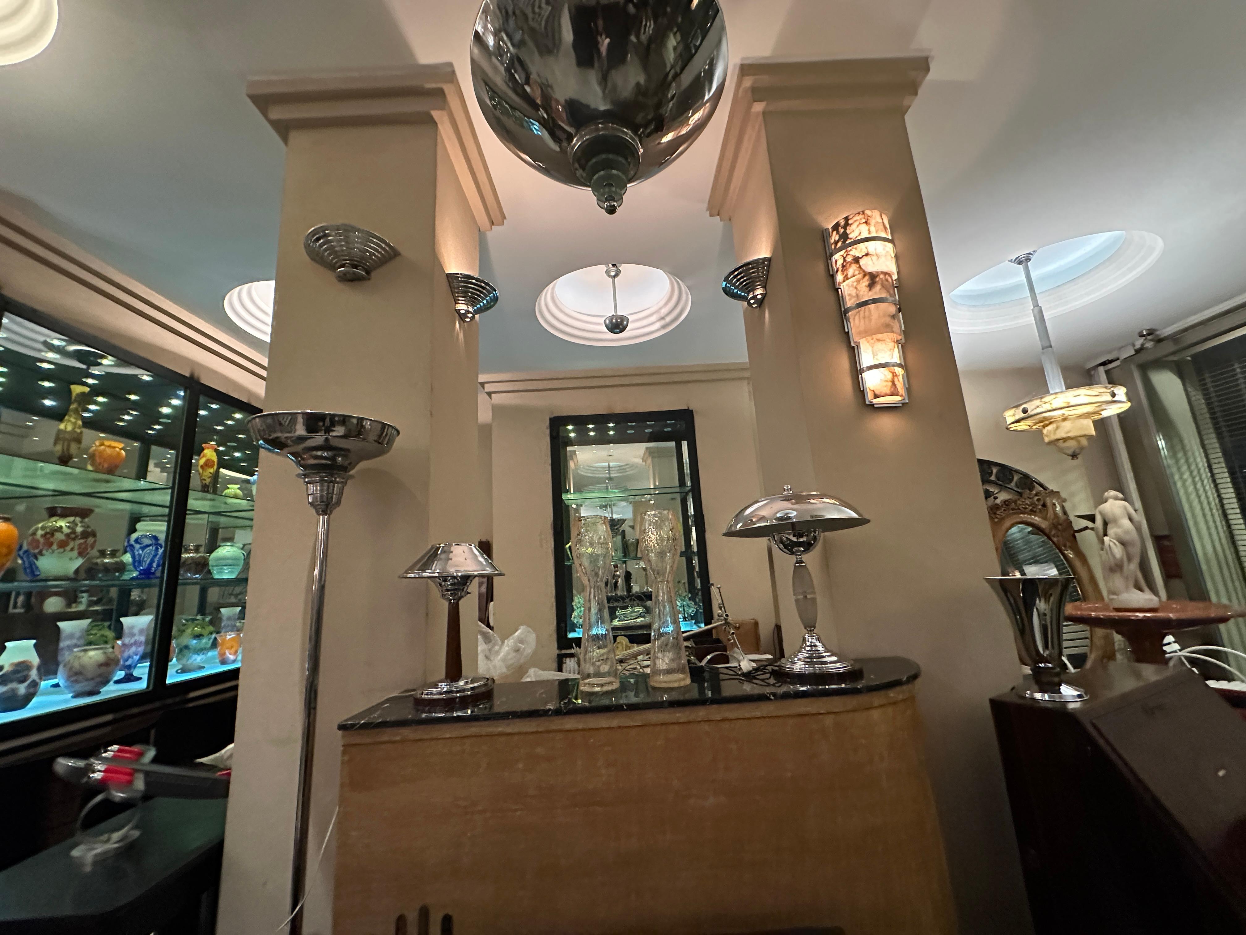 Coppia di lampade da terra Art Déco in cromo, 1930, Francia in vendita 5