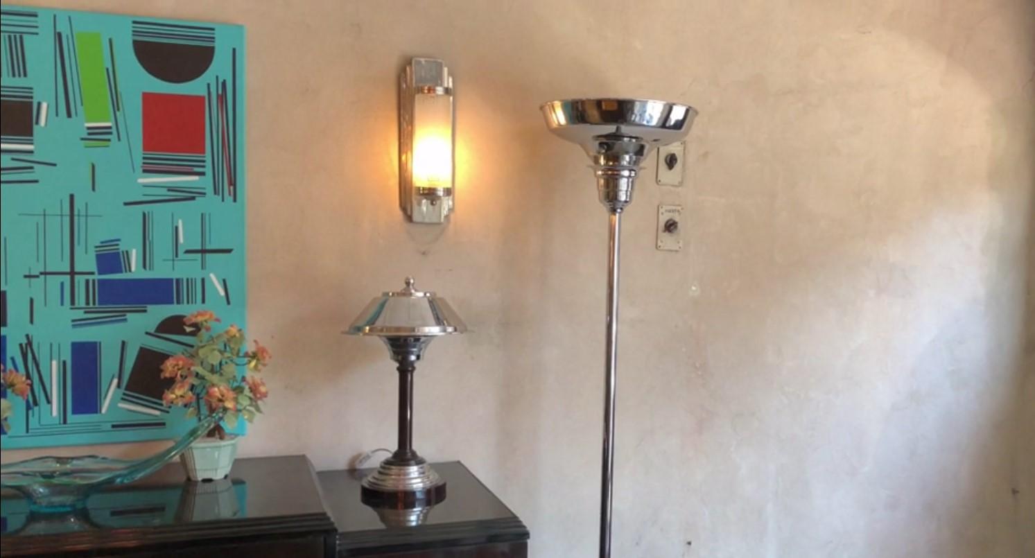 Milieu du XXe siècle Paire de lampadaires Art Déco en chrome, 1930, France en vente
