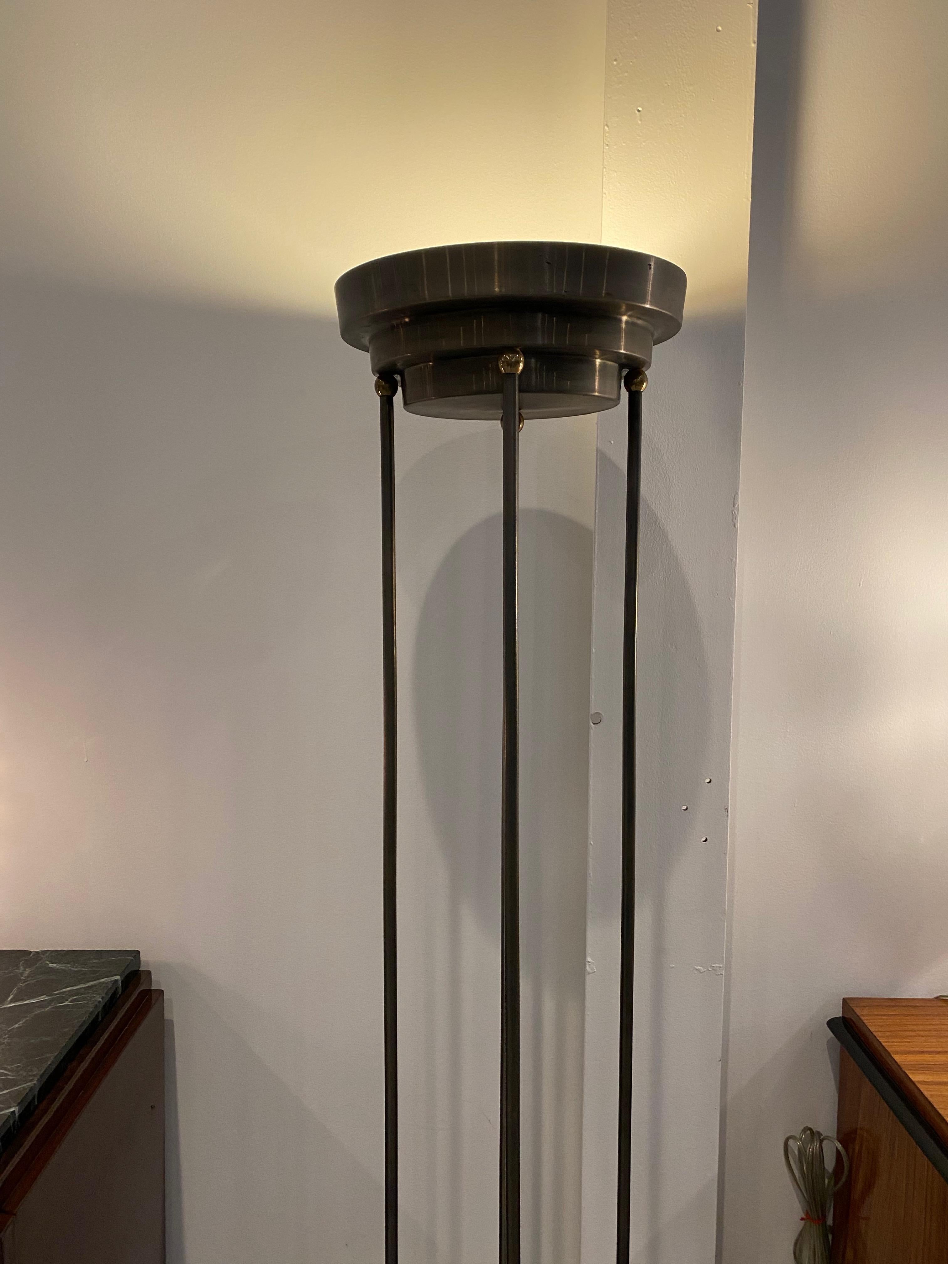 Pair of Art Deco Floor Lamps with Skyscraper Motif In Good Condition For Sale In North Bergen, NJ