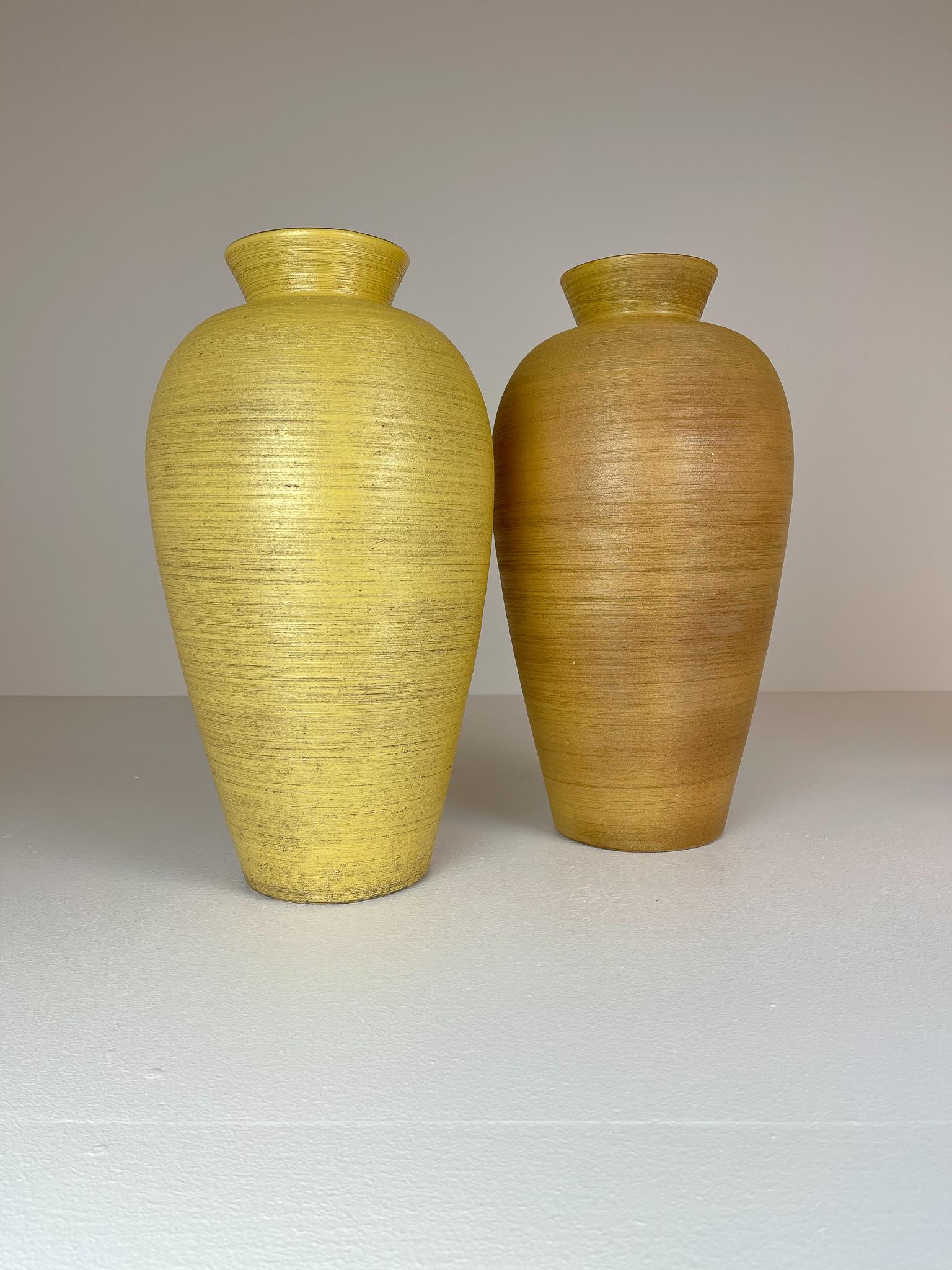 Pair of Art Deco Floor Vases by Upsala Ekeby, Sweden, 1940s For Sale 1
