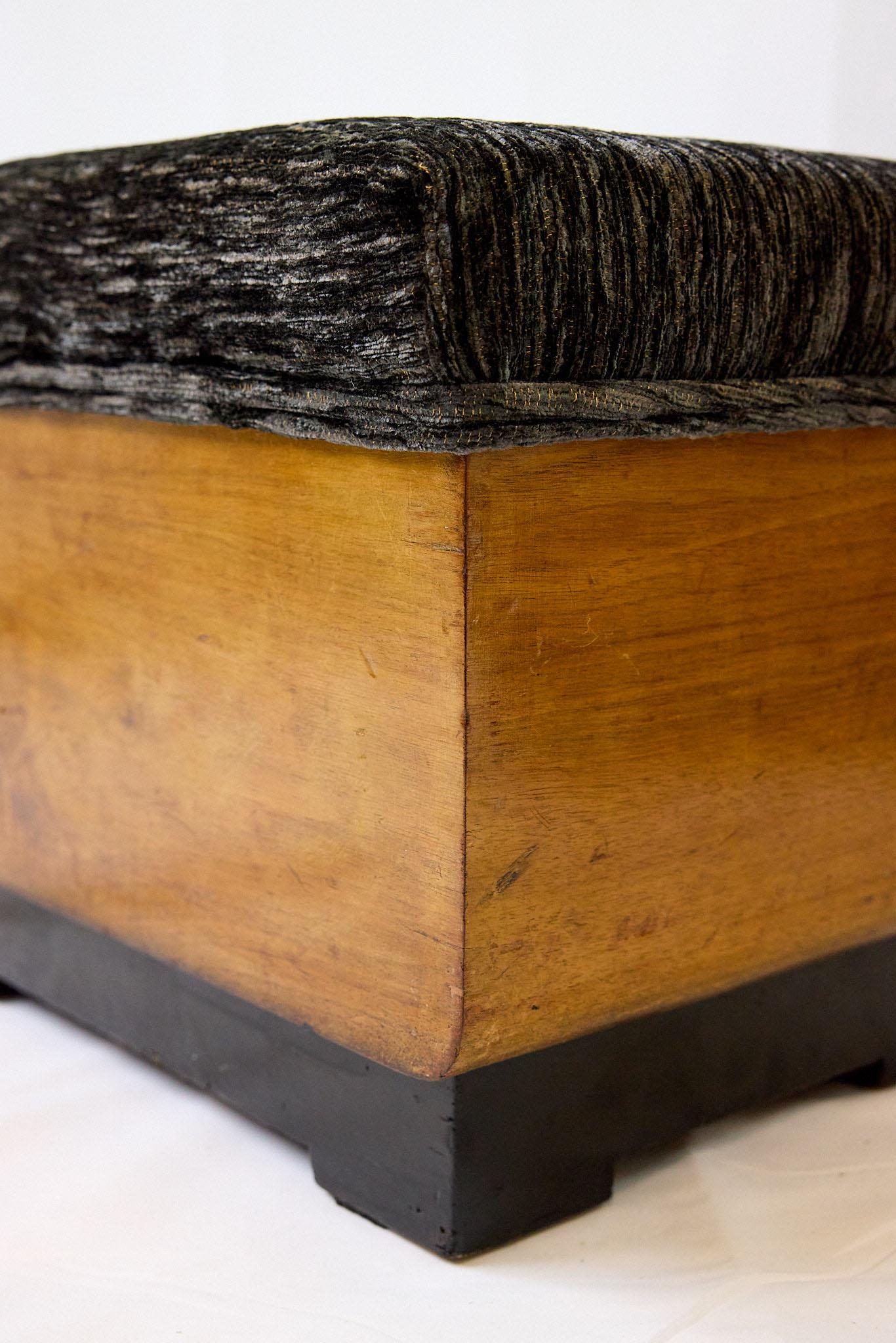 Paire de tabourets Art Déco en noyer, Italie années 1930 en vente 4
