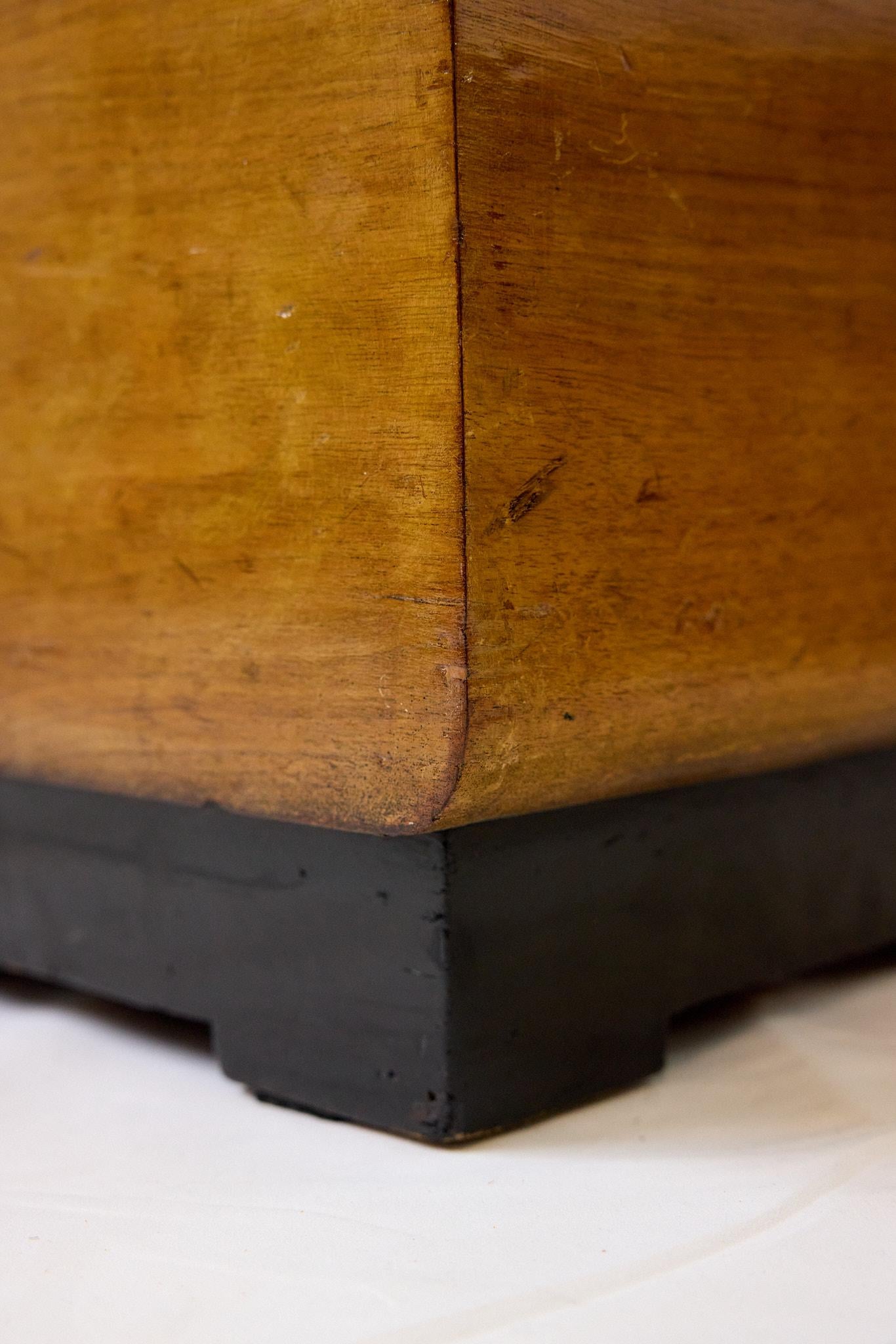 Paire de tabourets Art Déco en noyer, Italie années 1930 en vente 5