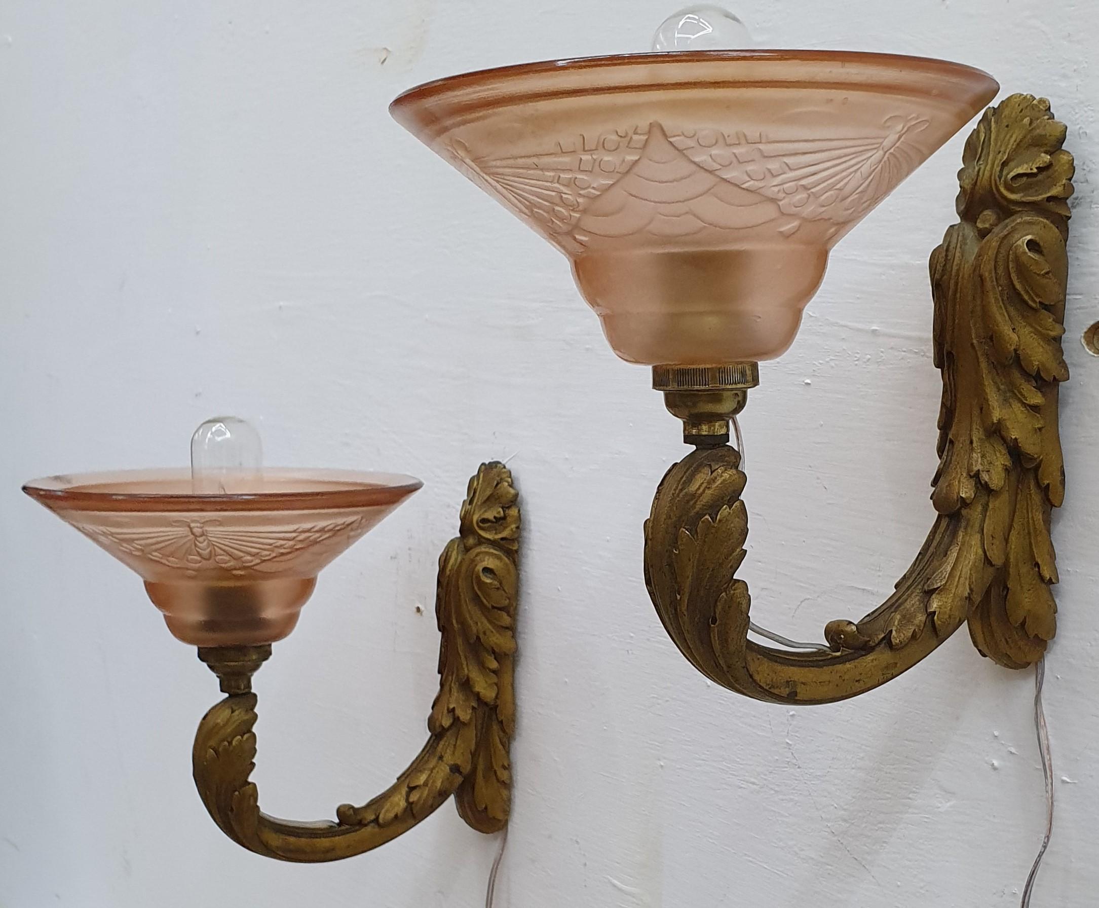 Pair of Art Deco French Bronze Sconces with Moulded Glass Shades, France For Sale 1