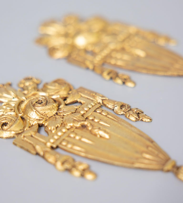 Pair of Art Deco French Gilt Bronze Roses Wall Swags Ornaments