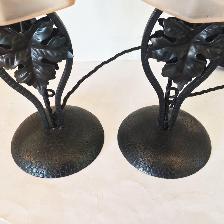 Early 20th Century Pair of Art Deco French Lamps by Ros For Sale