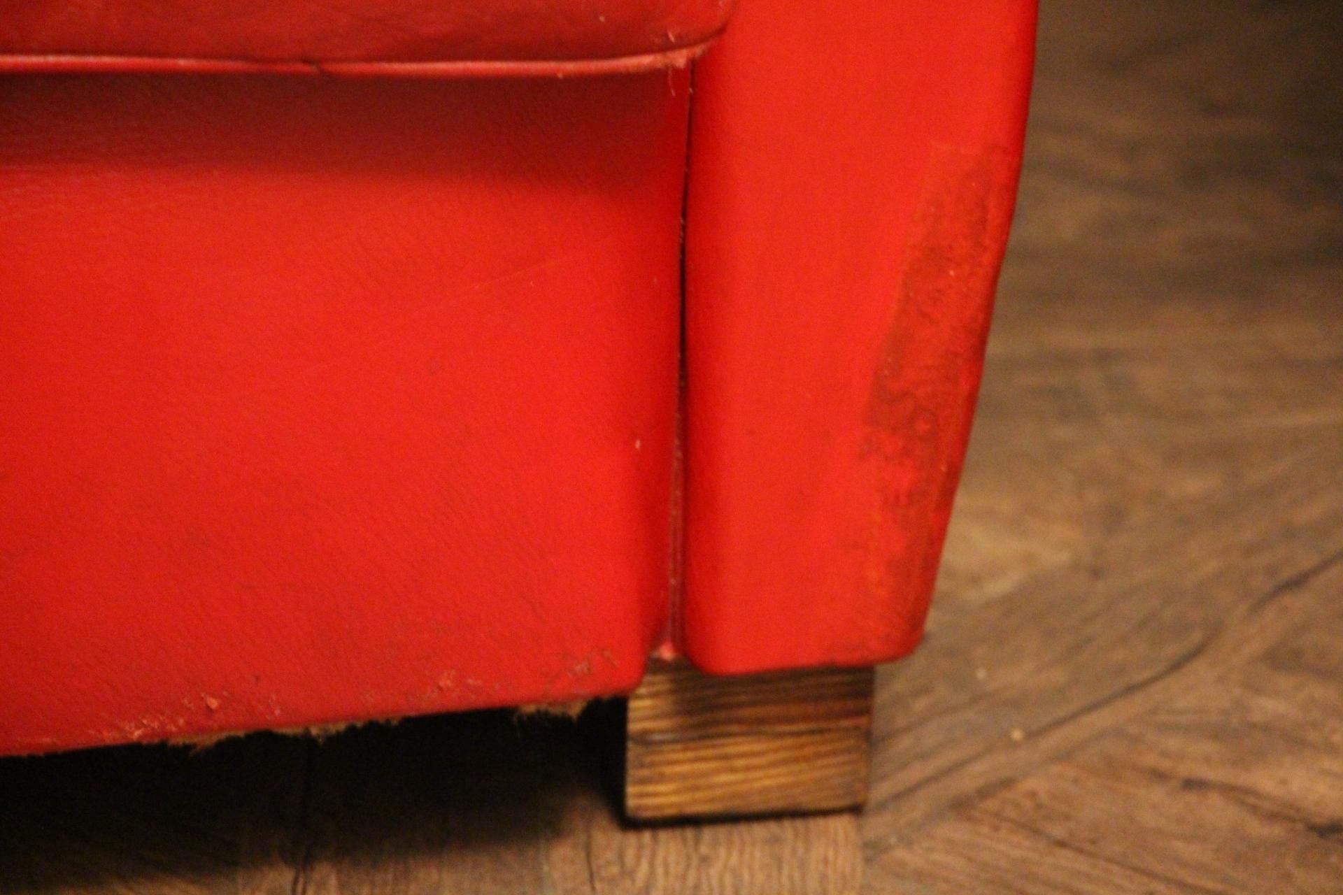 Paire de fauteuils club Art Déco français à dossier moutarde en cuir rouge en vente 4