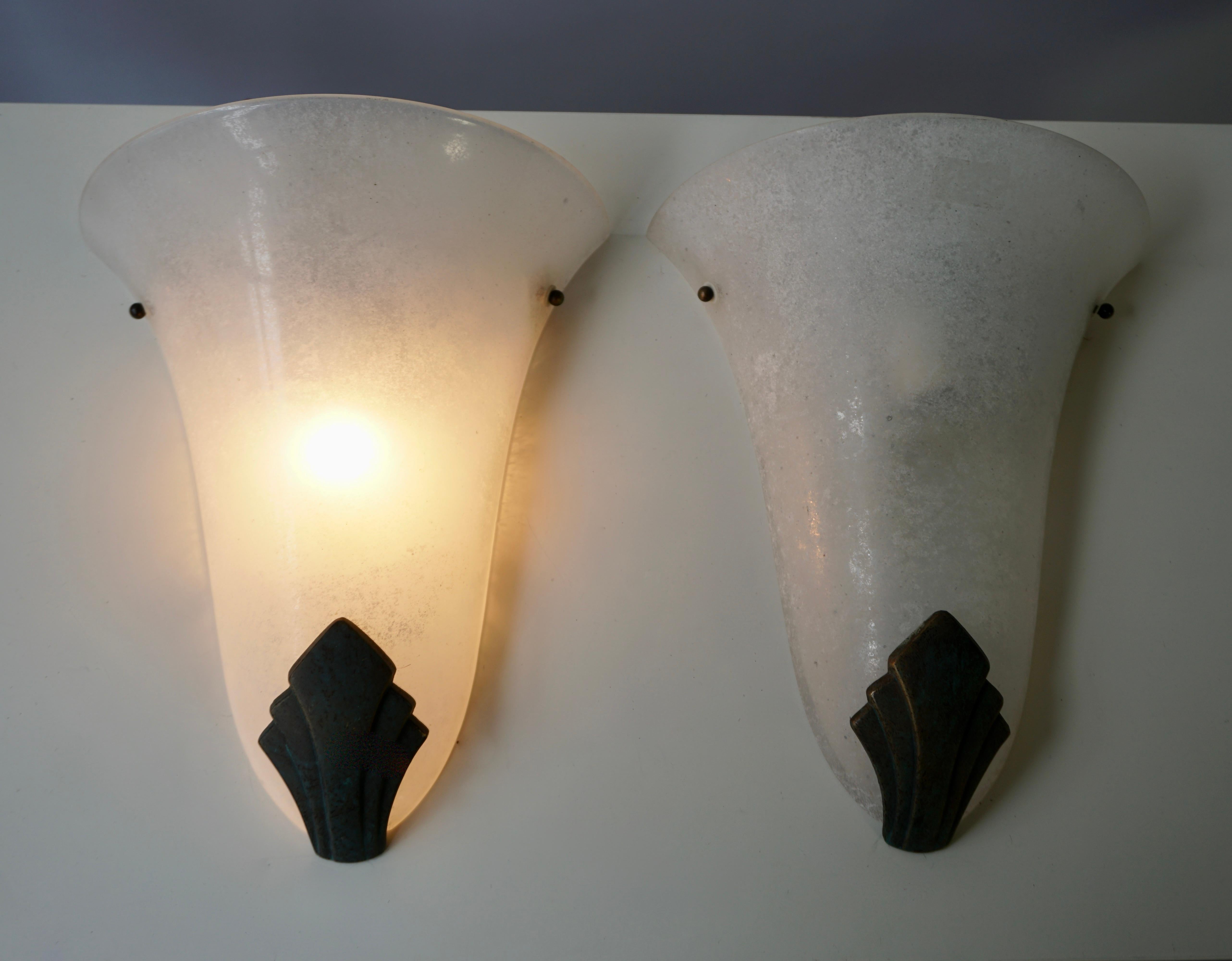 French Pair of Art Deco Frosted Glass and Bronze Wall Lights Sconces
