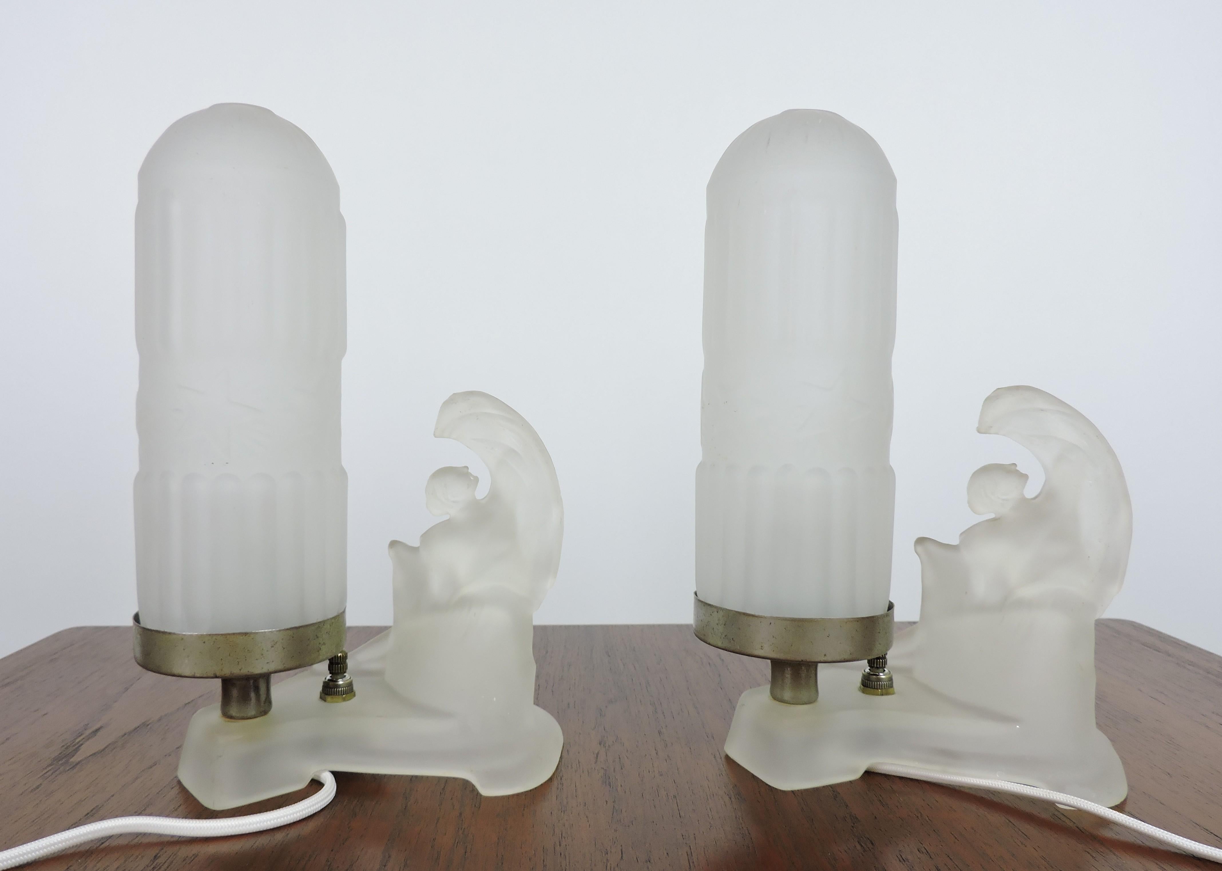 Pair of Art Deco Frosted Glass Figural Boudoir Lamps Attributed to McKee  For Sale 1