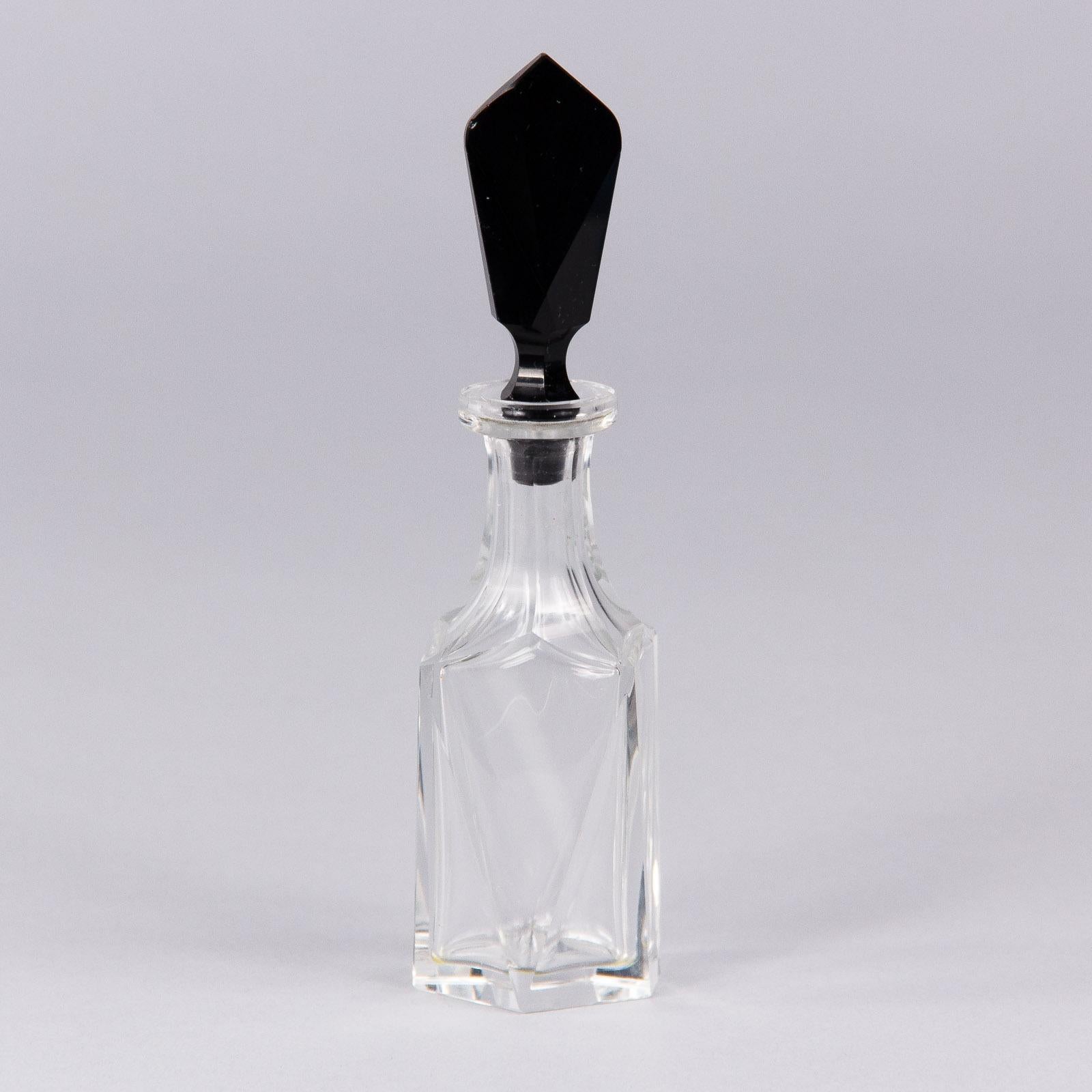 Pair of Art Deco Glass Baccarat Perfume Bottles, France, 1920s 5