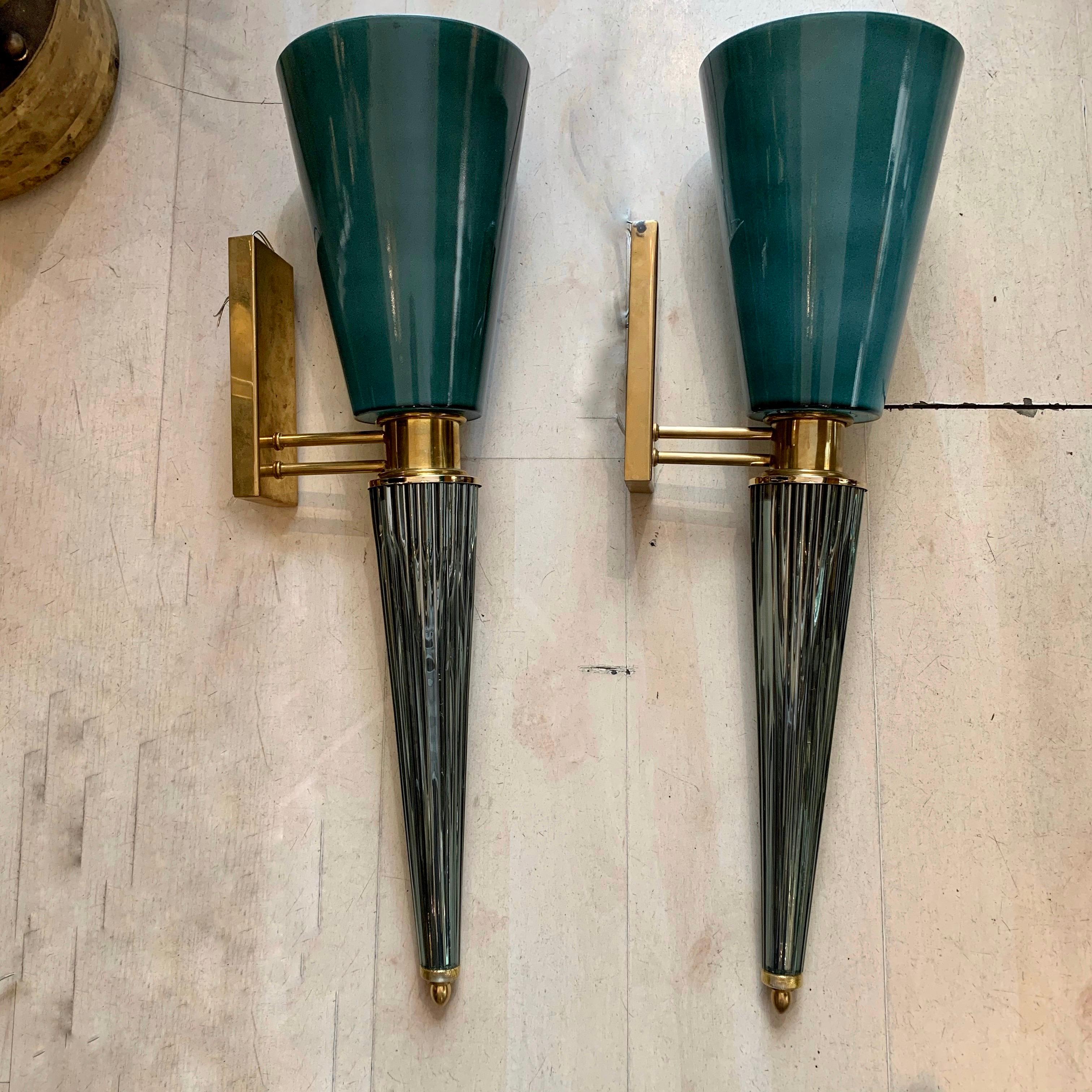 Pair of Art Deco green conical Murano wall sconces, brass fittings. The cup is 