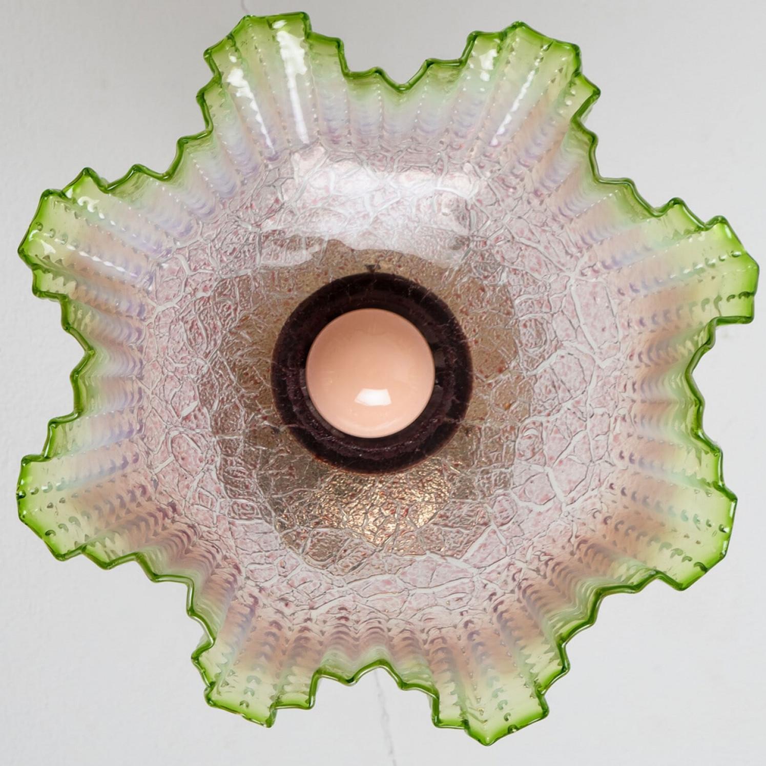 Laiton Paire de The Artful Green Green Pink Skirt-shaped Glass and Brass Lights, 1930