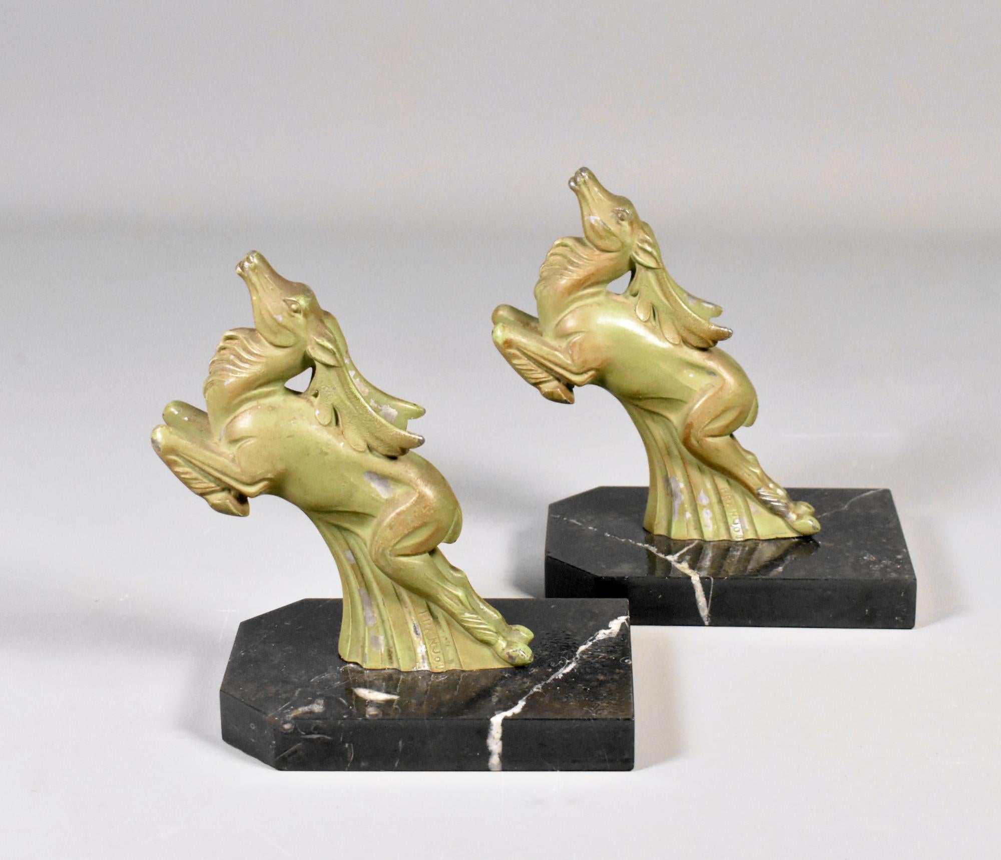 Cold-Painted Pair of Art Deco Ibex Bookends signed Franjou (Hippolyte Moreau) For Sale