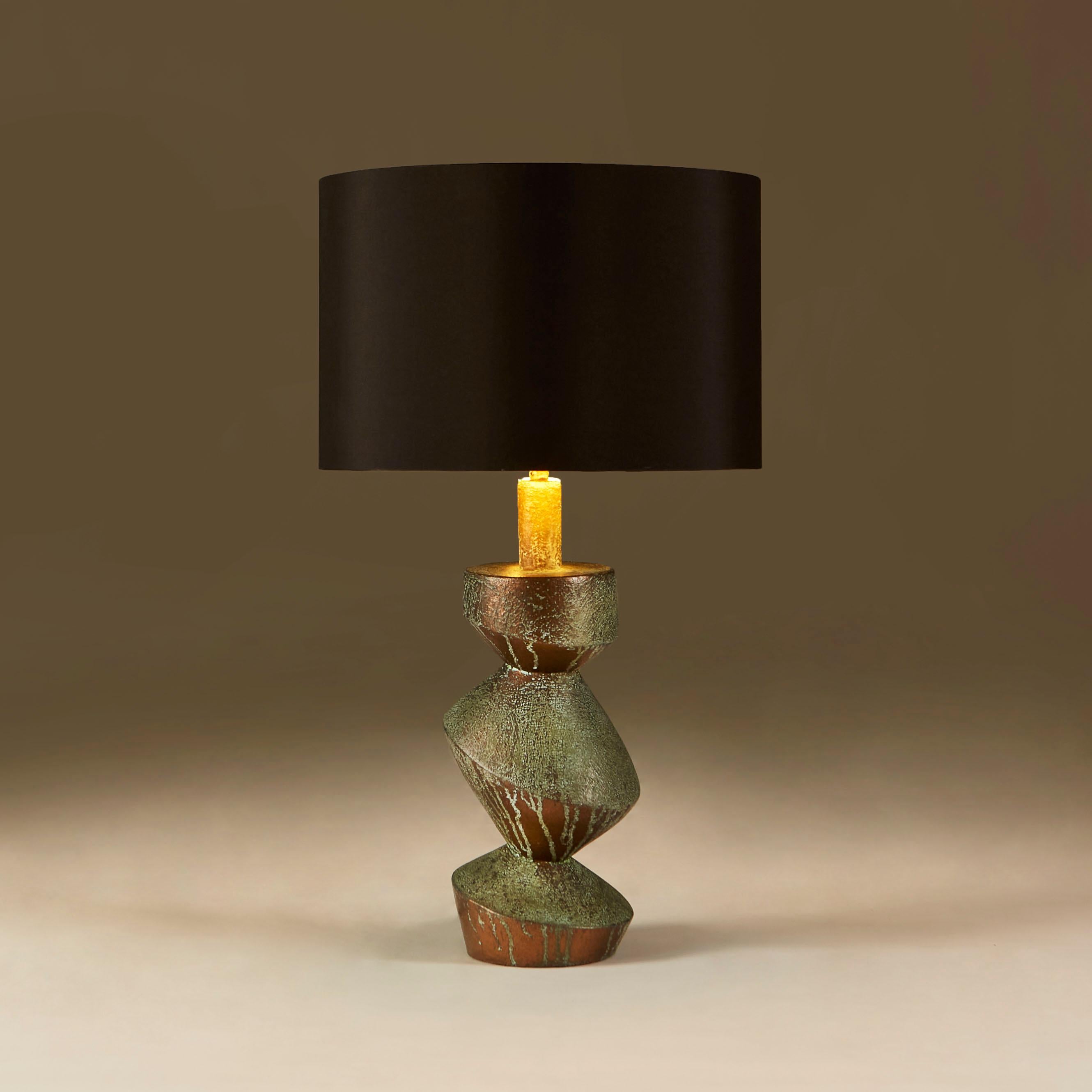 Art déco Paire d'objets d'inspiration Art Déco  Lampes de table sculpturales 