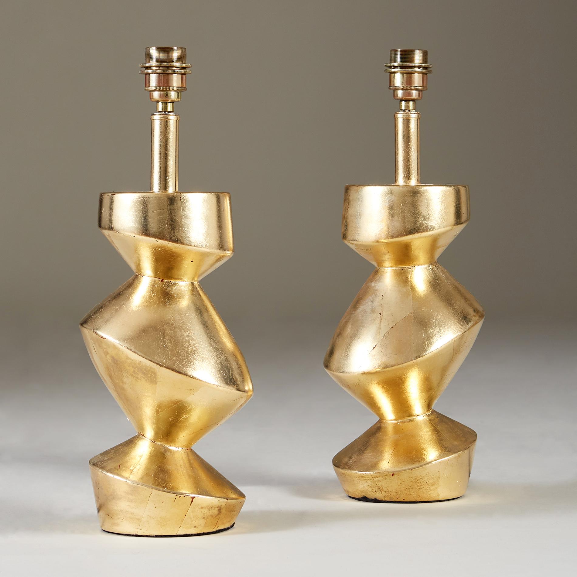 Plâtre Paire d'objets d'inspiration Art Déco  Lampes de table sculpturales 