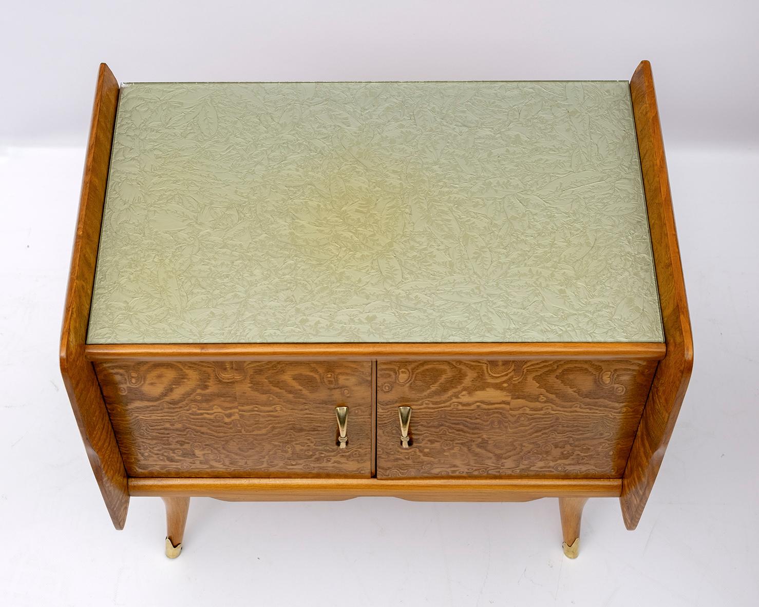 Paire de tables de chevet italiennes Art Déco en frêne blanc « Briar », années 1920 en vente 4