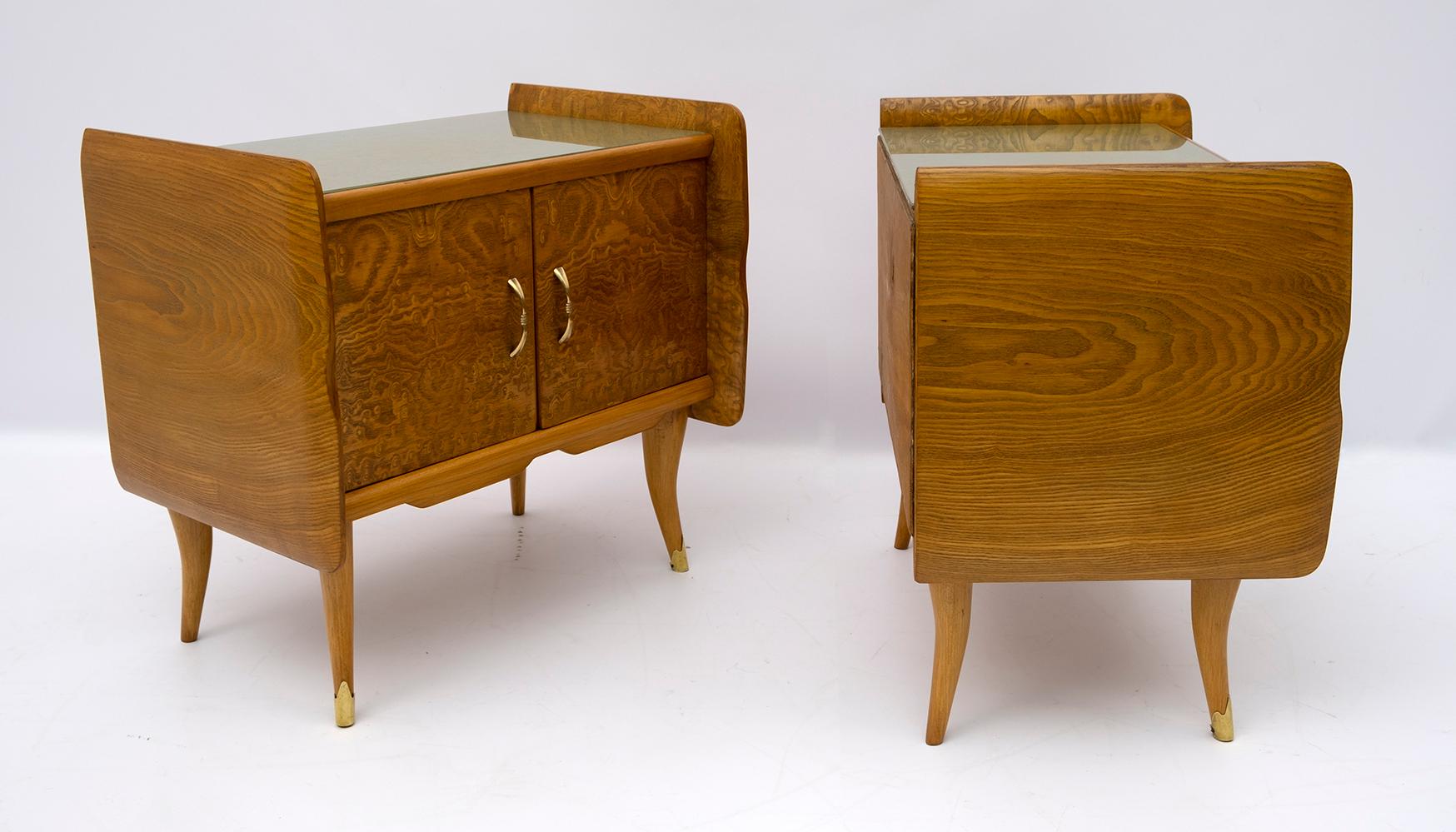 Early 20th Century Pair of Art Deco Italian Bedside Tables White Ash Briar, 1920s For Sale