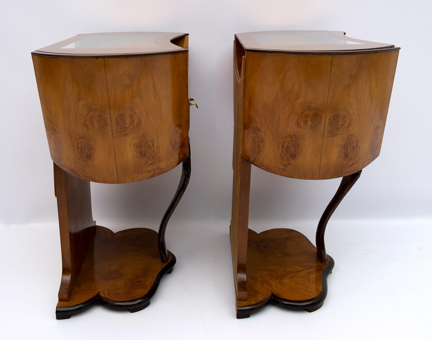 Pair of Art Deco Italian Briar Walnut Bedside Tables, 1920s 11