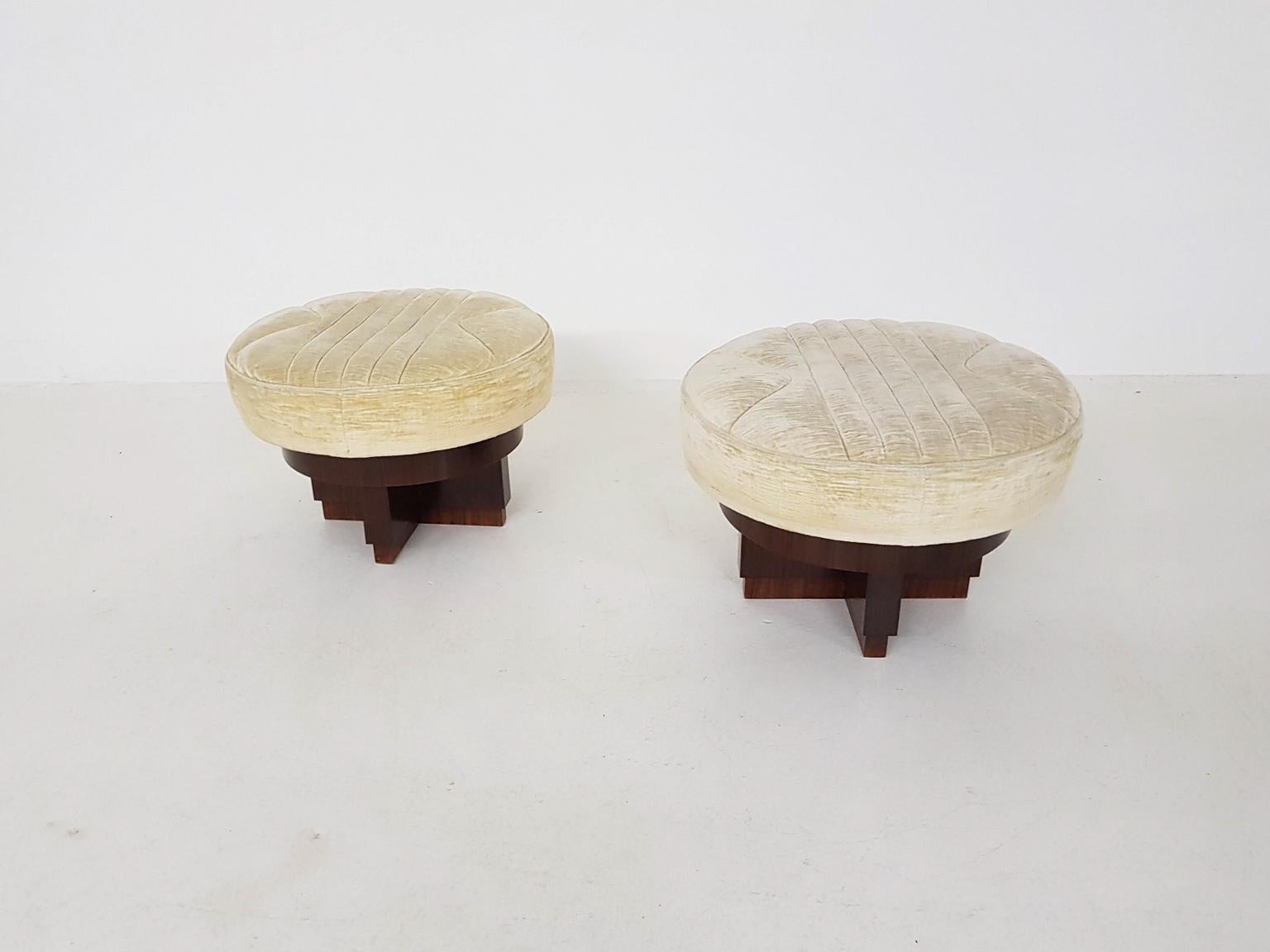 European Pair of Art Deco Italian Mahogany Ottomans, Poufs or Stools, Italy, 1930s