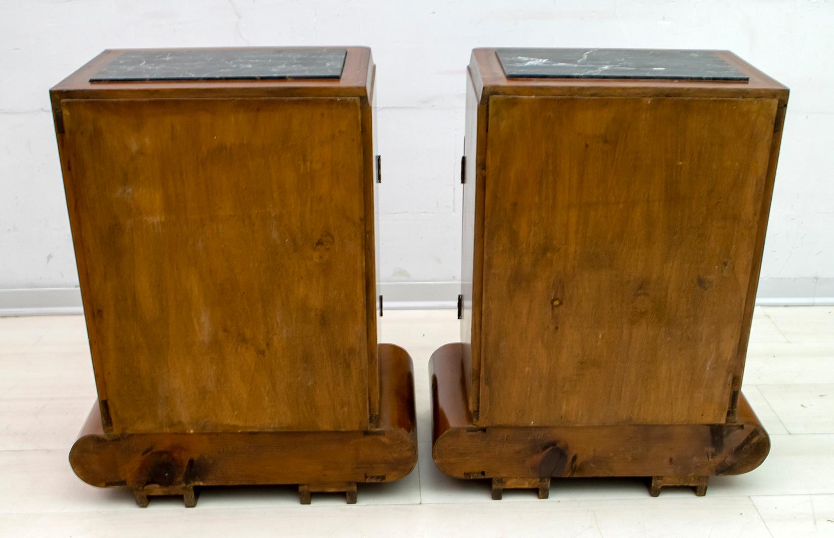 Pair of Art Deco Italian Walnut and Maple Night Stands, 1920 3