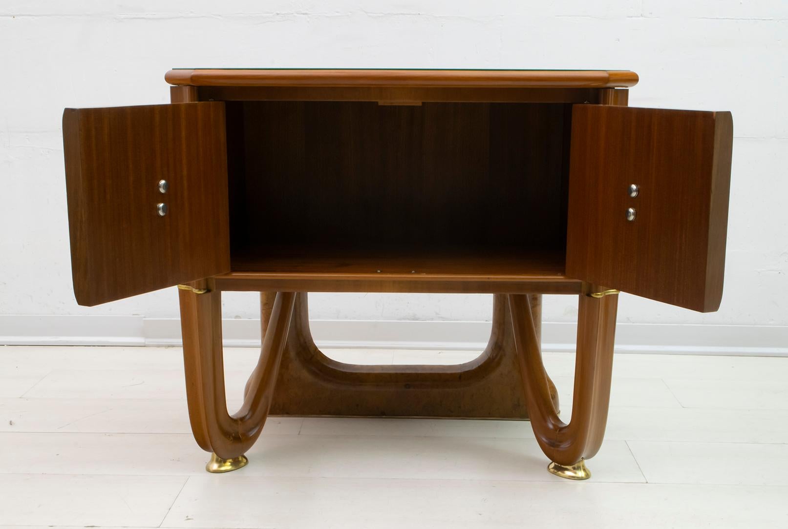 Pair of Art Deco Italian Walnut Wood and Walnut Root Night Stands, 1920s 7