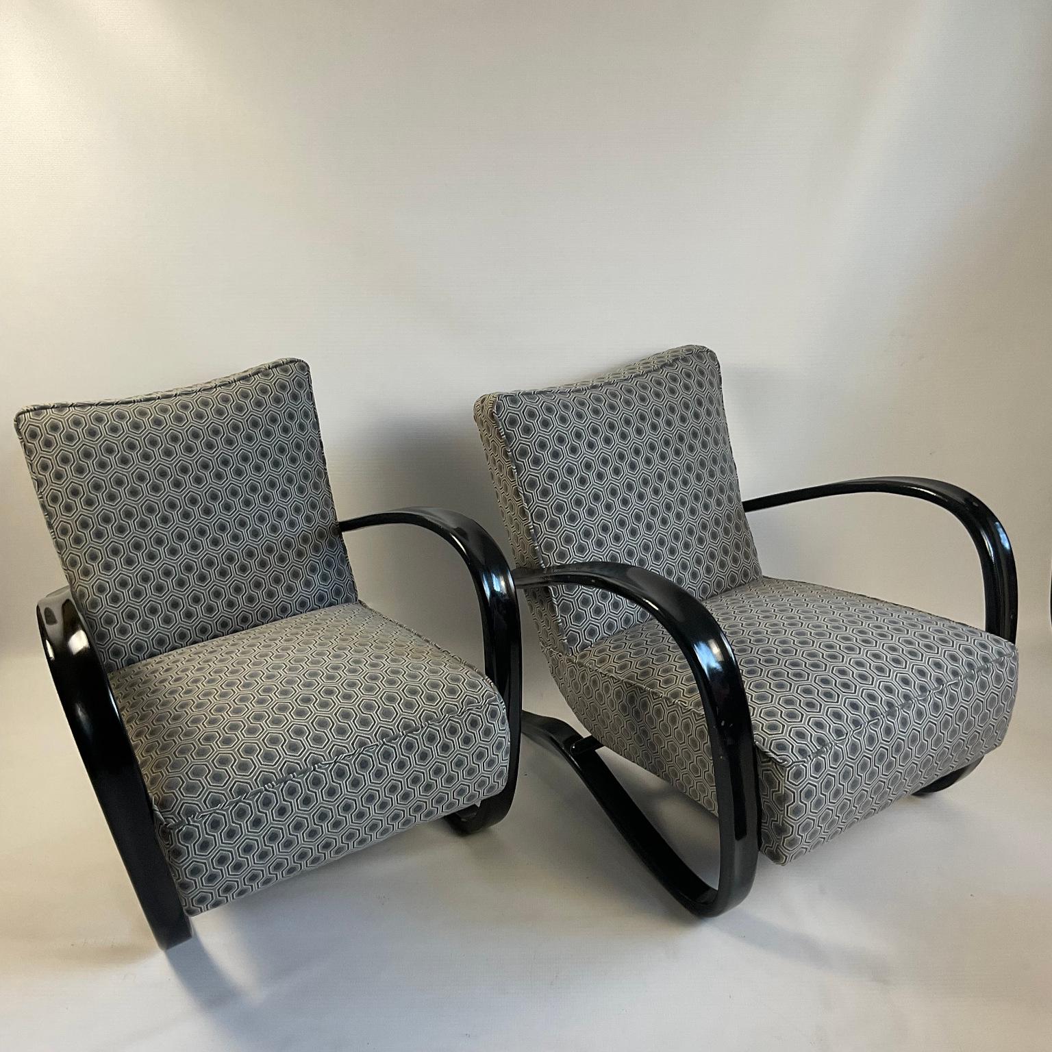 Pair of Art Deco Jindrich Halabala Lounge Armchairs Model H269, Czech, 1940s For Sale 2