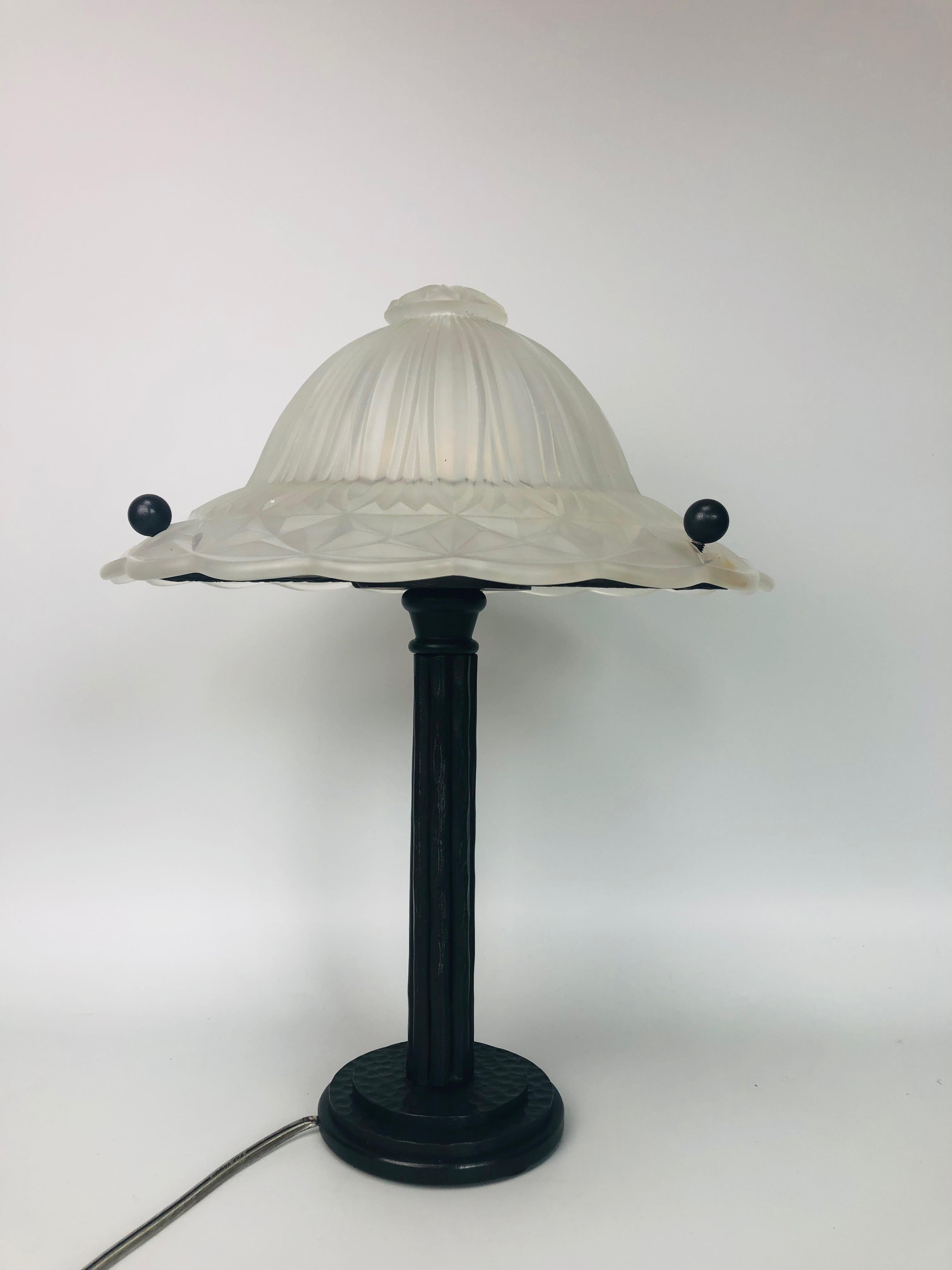 Pair of Art Deco Lamps attributed to Georges Leleu In Excellent Condition For Sale In NANTES, FR